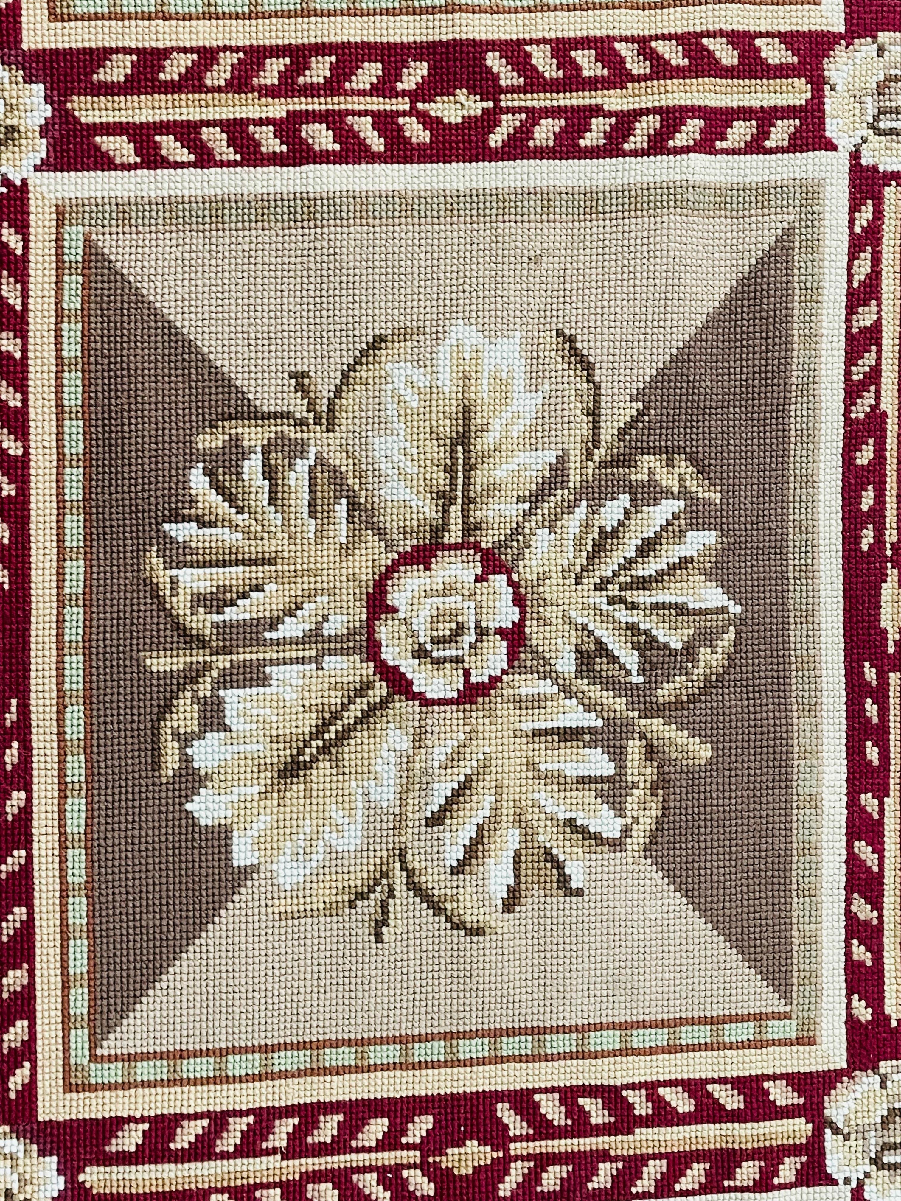 XX secolo Antique French Needle Point Tapestry, Carpet, Rug Runner con design floreale in vendita
