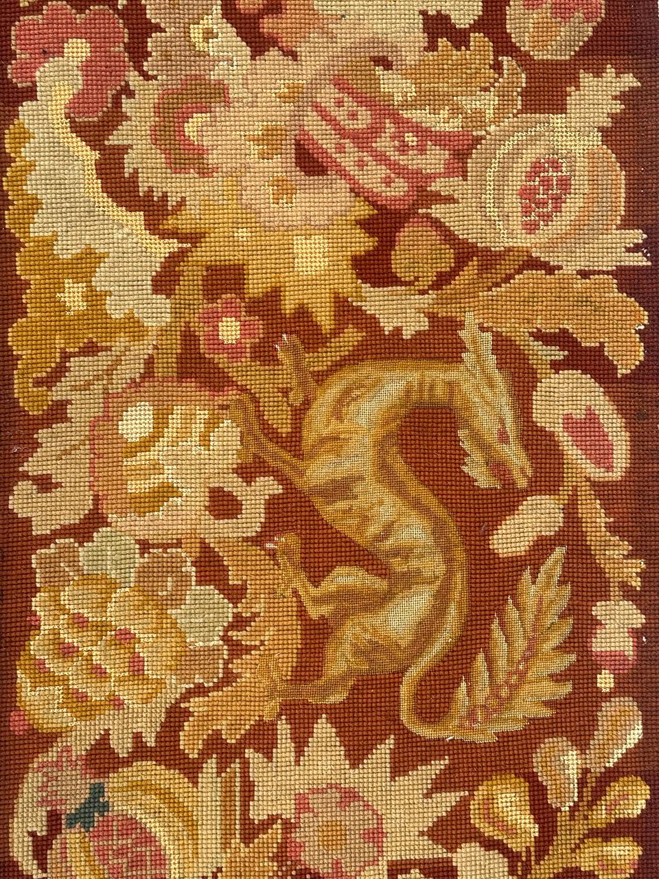 Antique french Needlepoint Panel o borde Tapiz siglo XIX en venta
