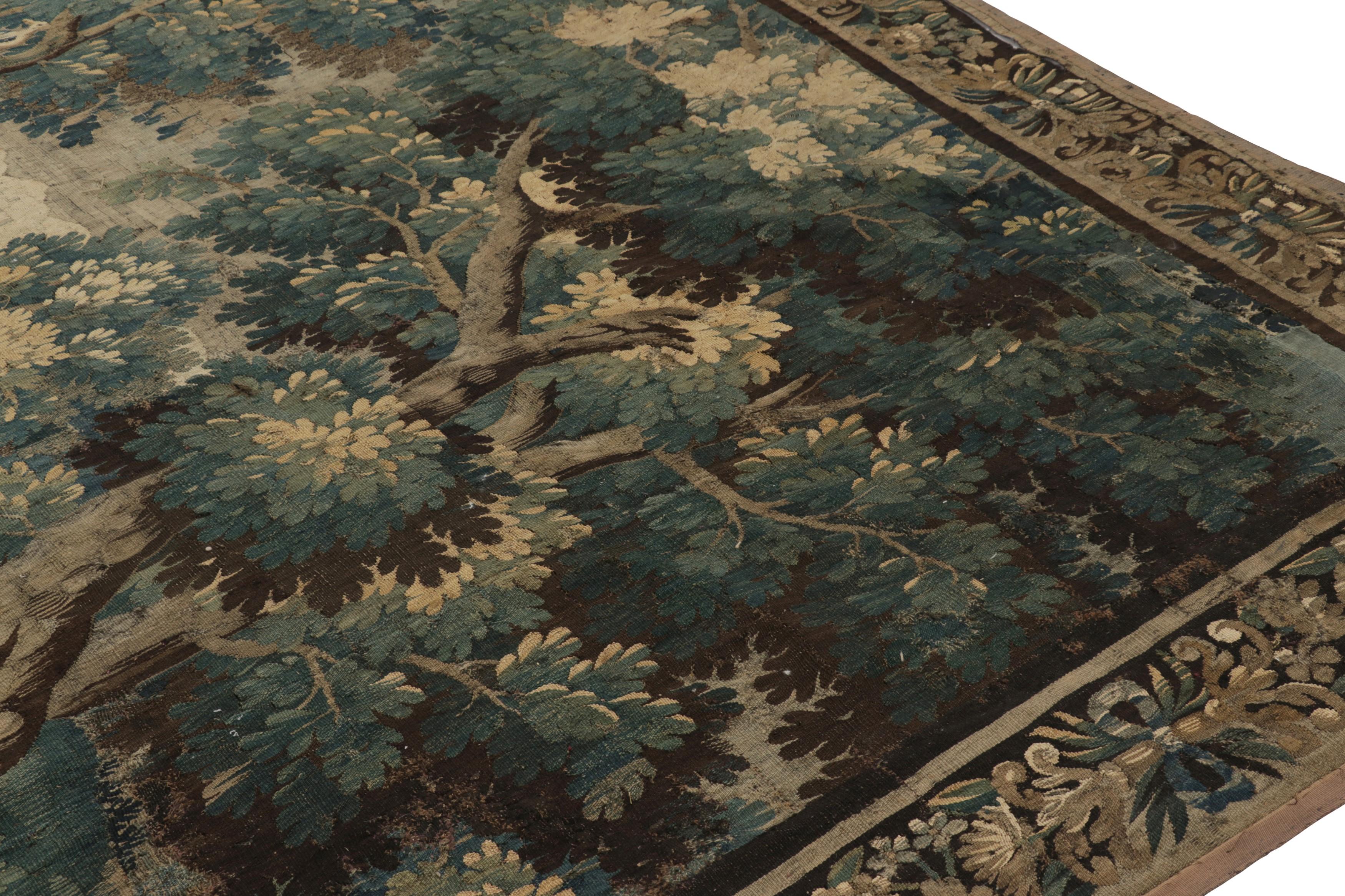 Antiguo Tapiz Pictórico de Aguja Francés en Azul y Tonos Crema - Rug & Kilim Tejido a mano en venta