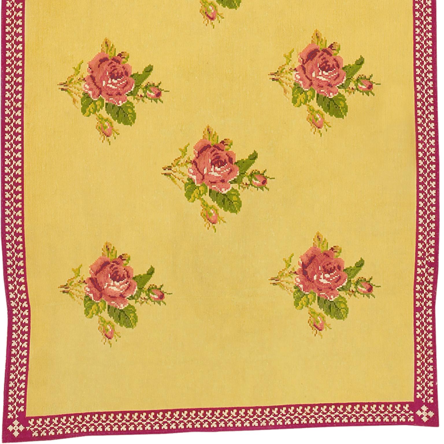 Tapis à l'aiguille français ancien
France, vers 1880
Tissé à la main.
  