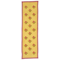 Tapis/runner français ancien en broderie à l'aiguille