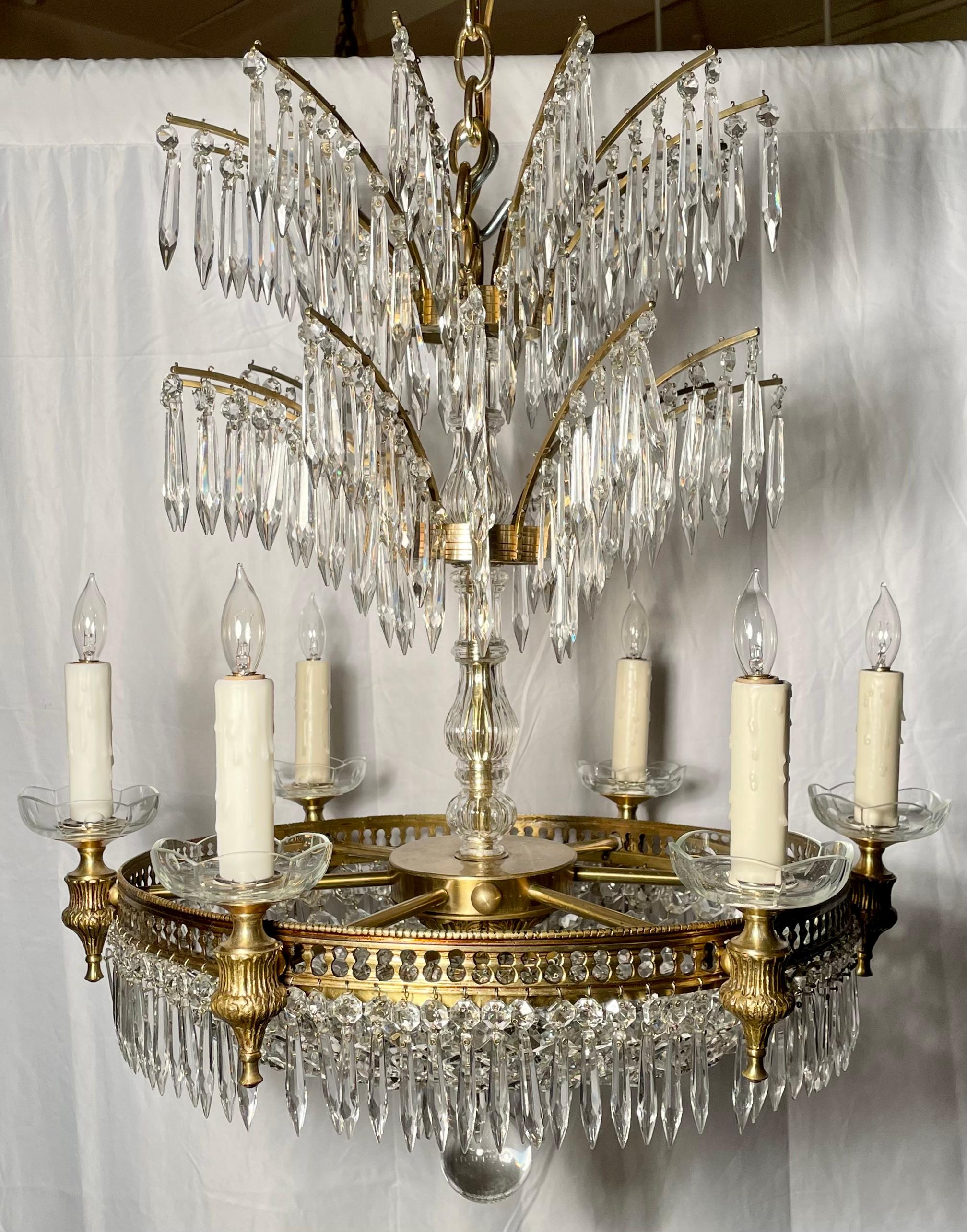 Antique French Neo-Classical chandelier, circa 1910.