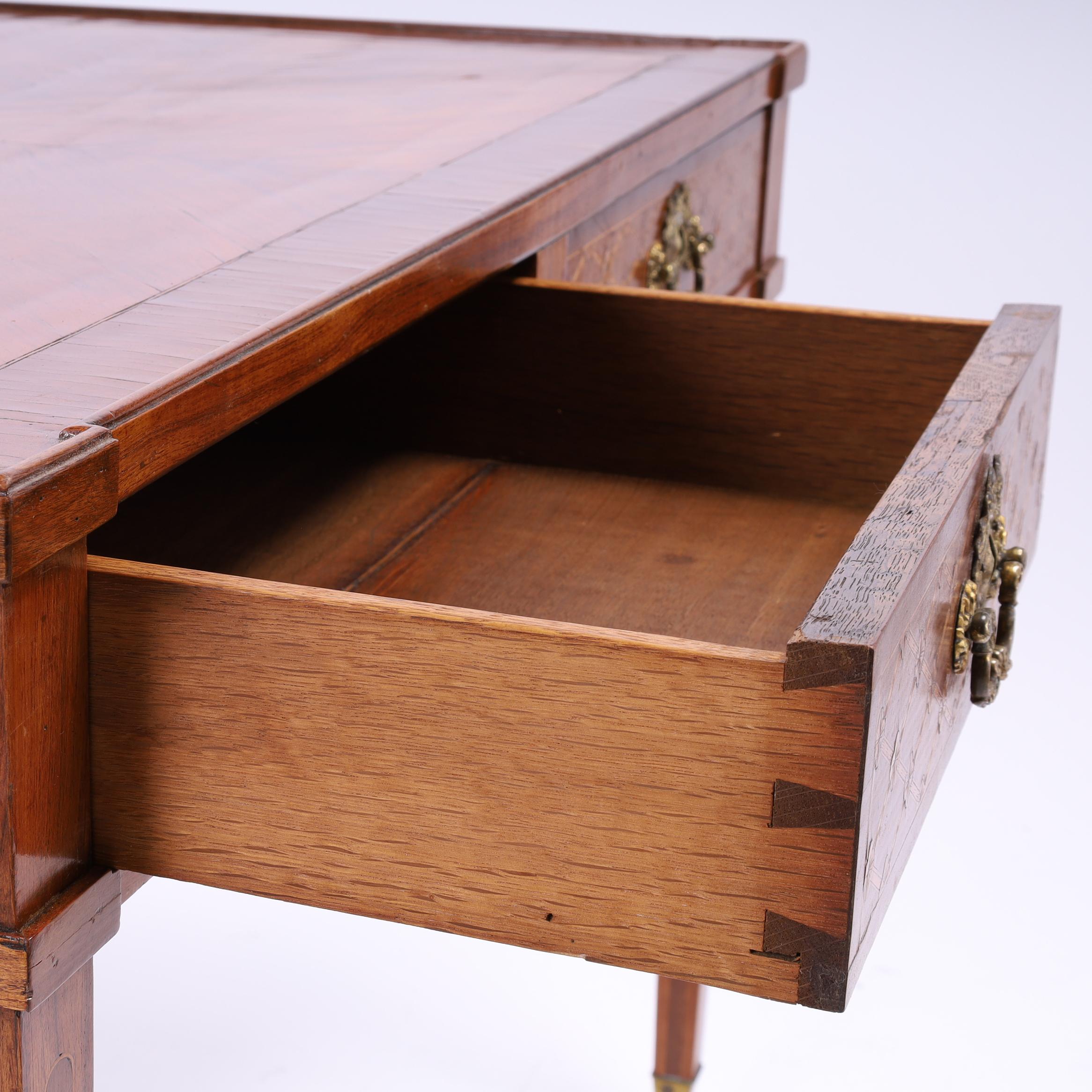 Antique French Neoclassic Escritorio de dos cajones con incrustaciones Hecho a mano en venta