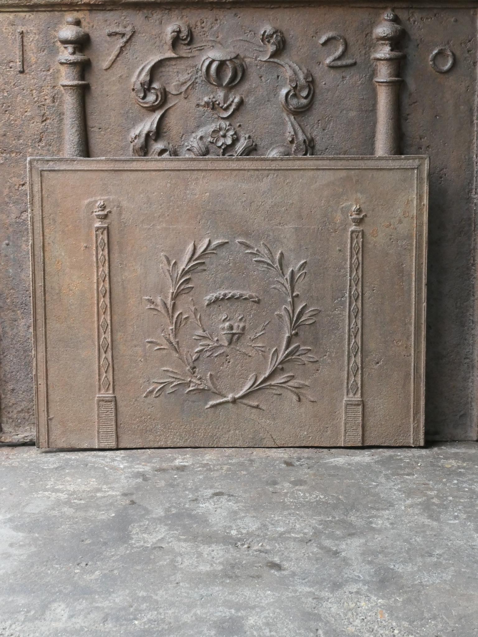 18th-19th century French neoclassical period fireback with an allegory of love.

The fireback is made of cast iron and has a natural brown patina. Upon request it can be made black / pewter. 




