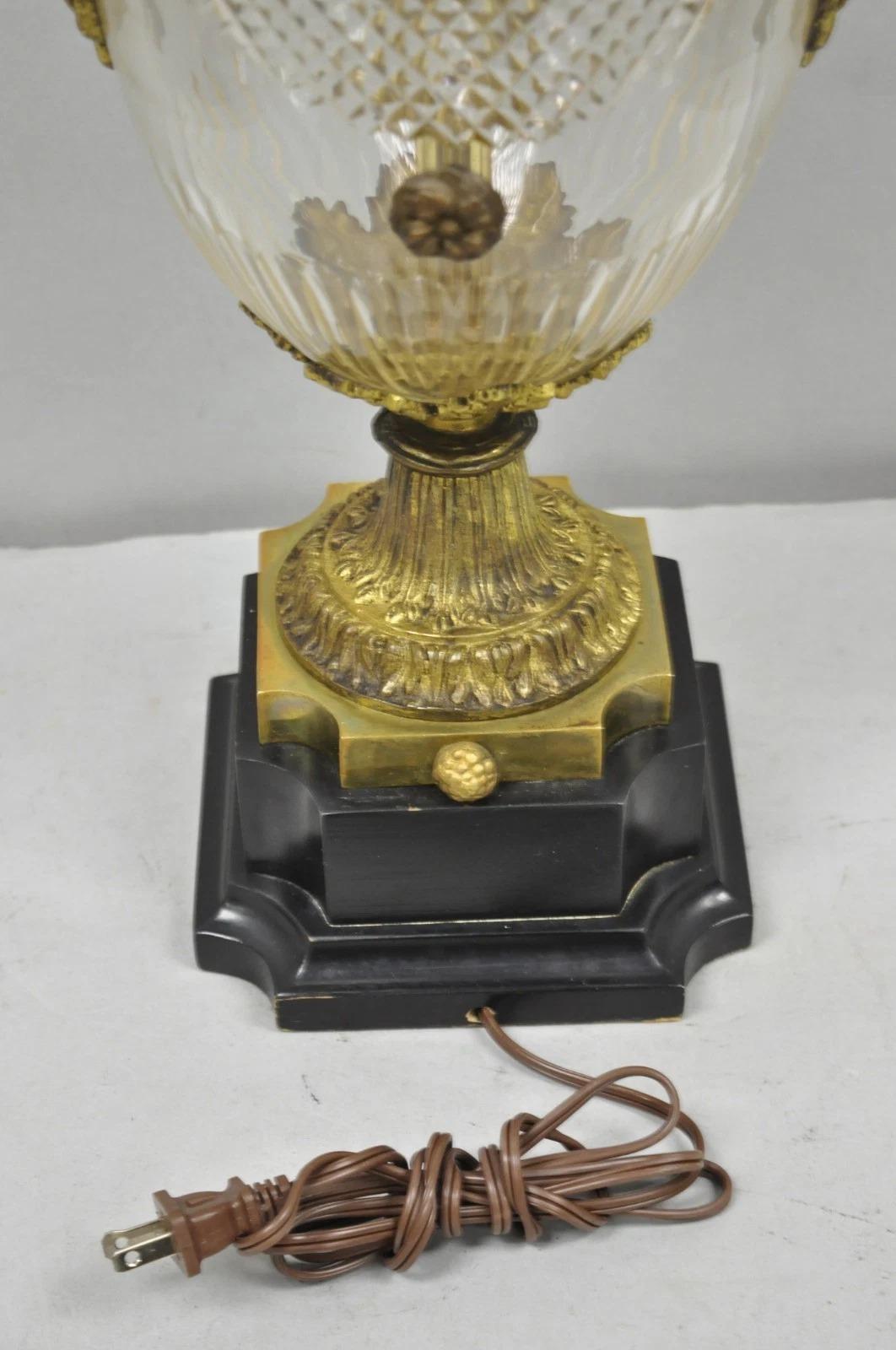 Antique French Neoclassical Bronze Lion Ormolu Diamond Cut Glass Urn Table Lamp For Sale 6