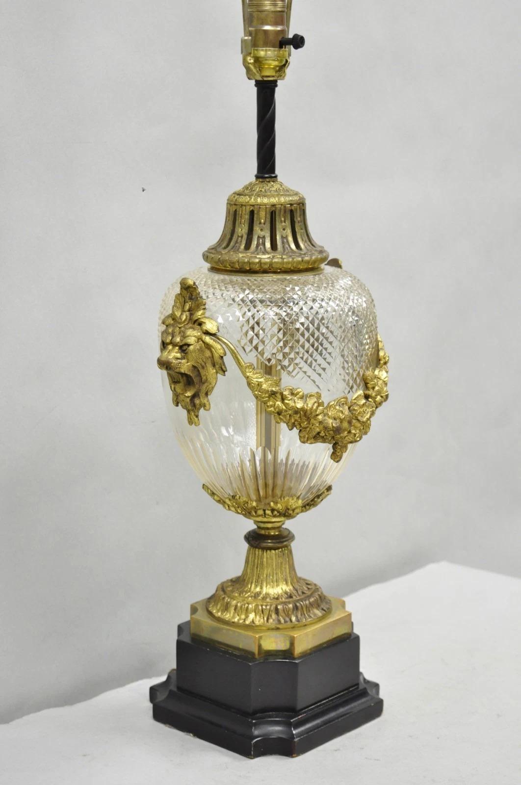 Antique French Neoclassical Bronze Lion Ormolu Diamond Cut Glass Urn Table Lamp For Sale 11