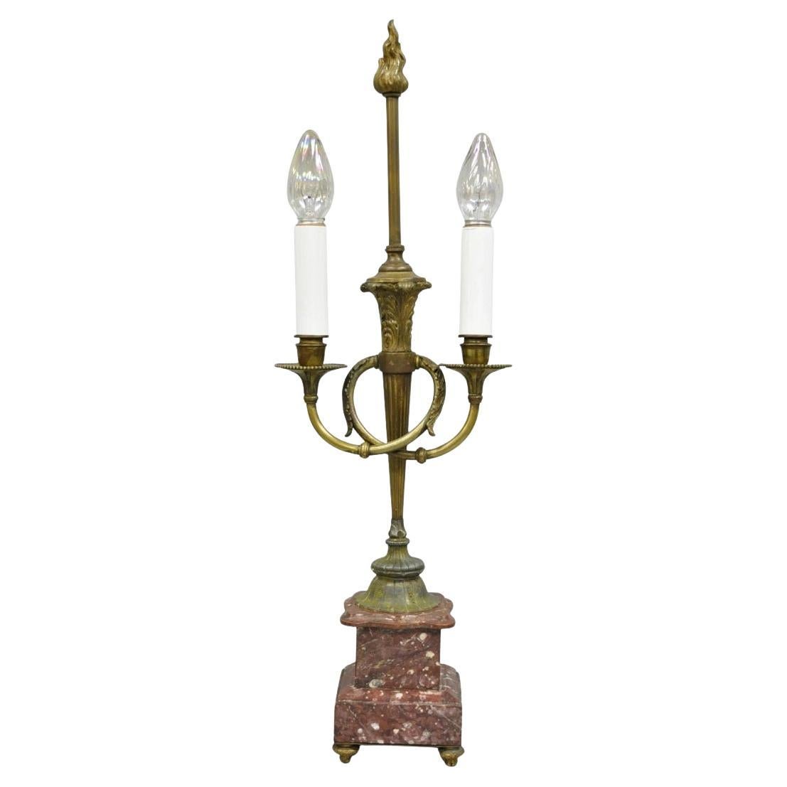 Antique French Neoclassical Bronze Fackel & Trompete Arm Marmor Basis Tischlampe