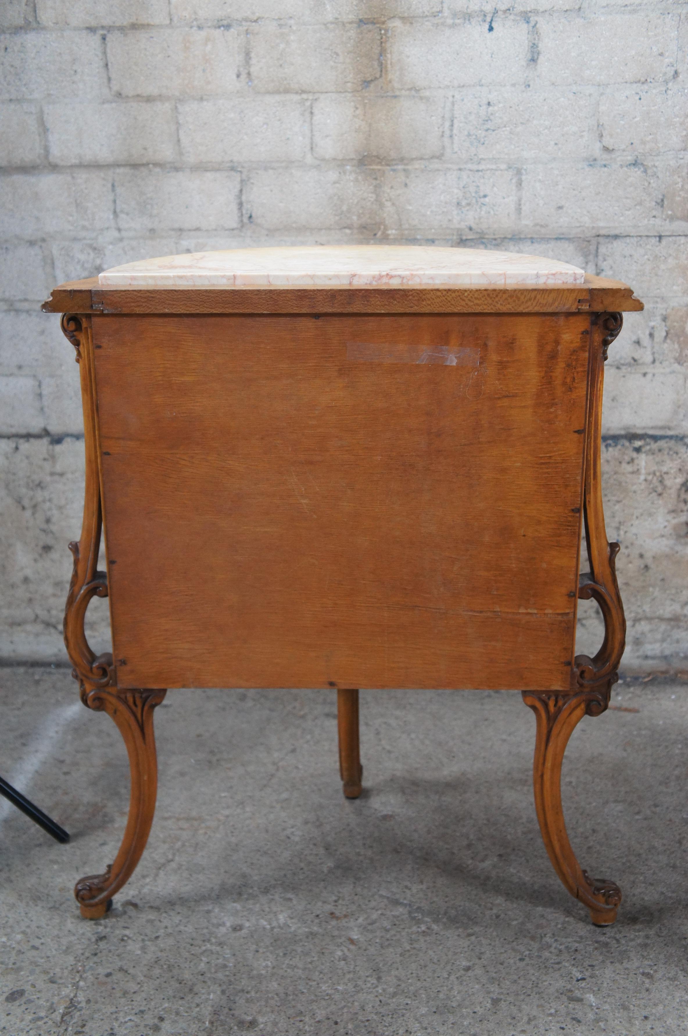 Antique French Neoclassical Demilune Satinwood Marble Cabinet Mesas Auxiliares en venta 6