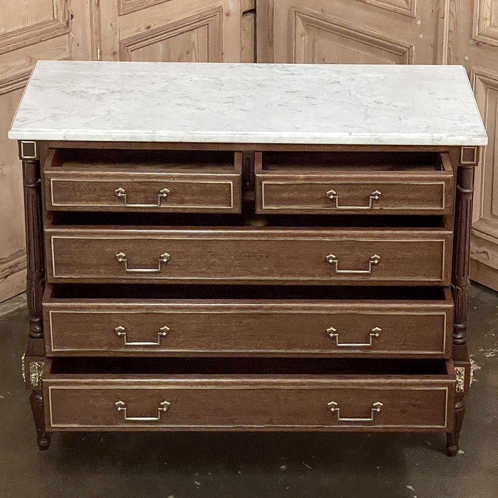 Antique French Neoclassical Directoire Commode with Carrara Marble Top In Good Condition In Dallas, TX