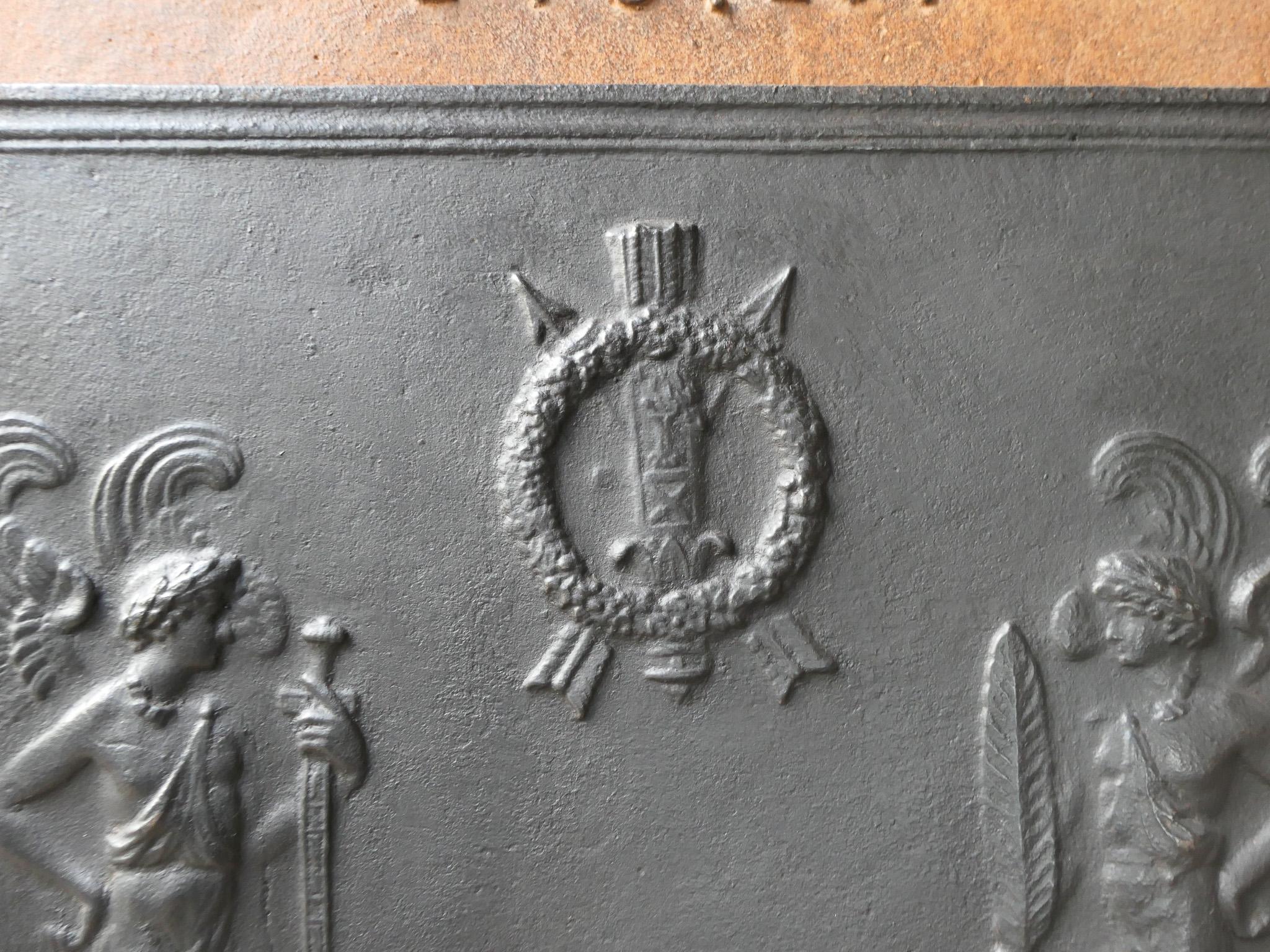 Plaque de cheminée / crédence néoclassique française ancienne, 18e - 19e siècle en vente 2