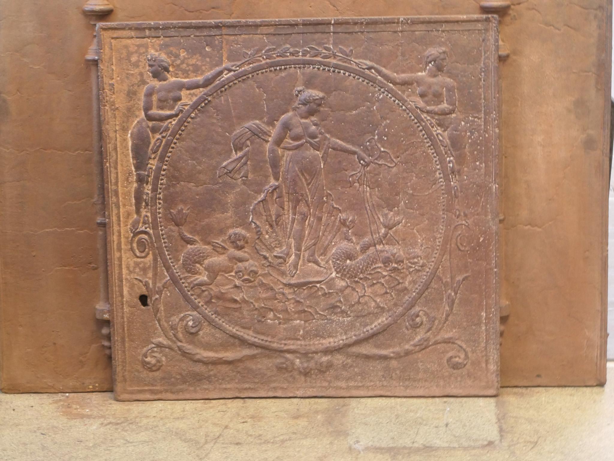 Antique French Neoclassical Fireback / Backsplash 18th/19th C. In Good Condition For Sale In Soest, NL
