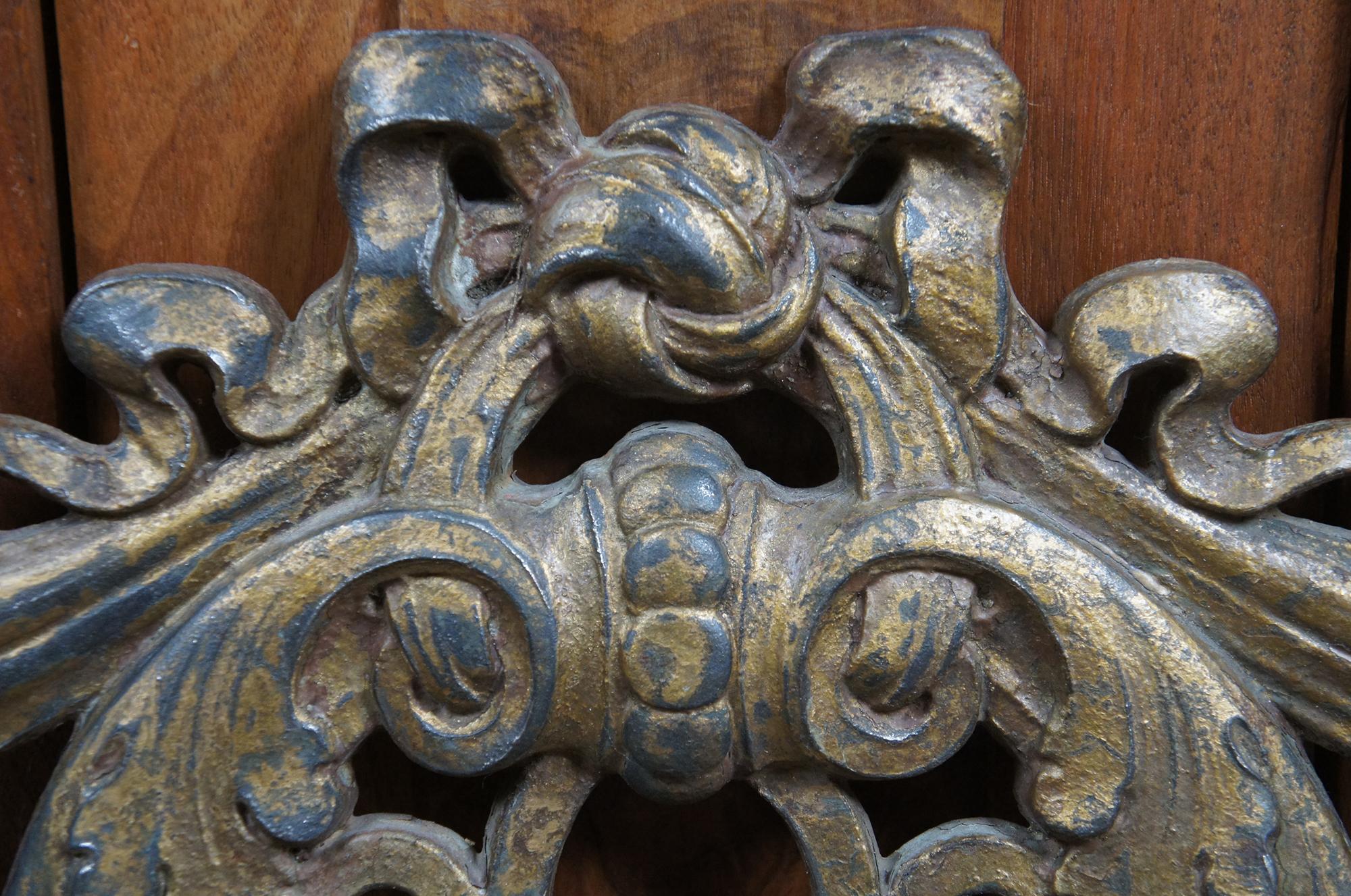 Antique French Neoclassical Iron Fleur de Lis Reclaimed Screen Wall Plaque 6