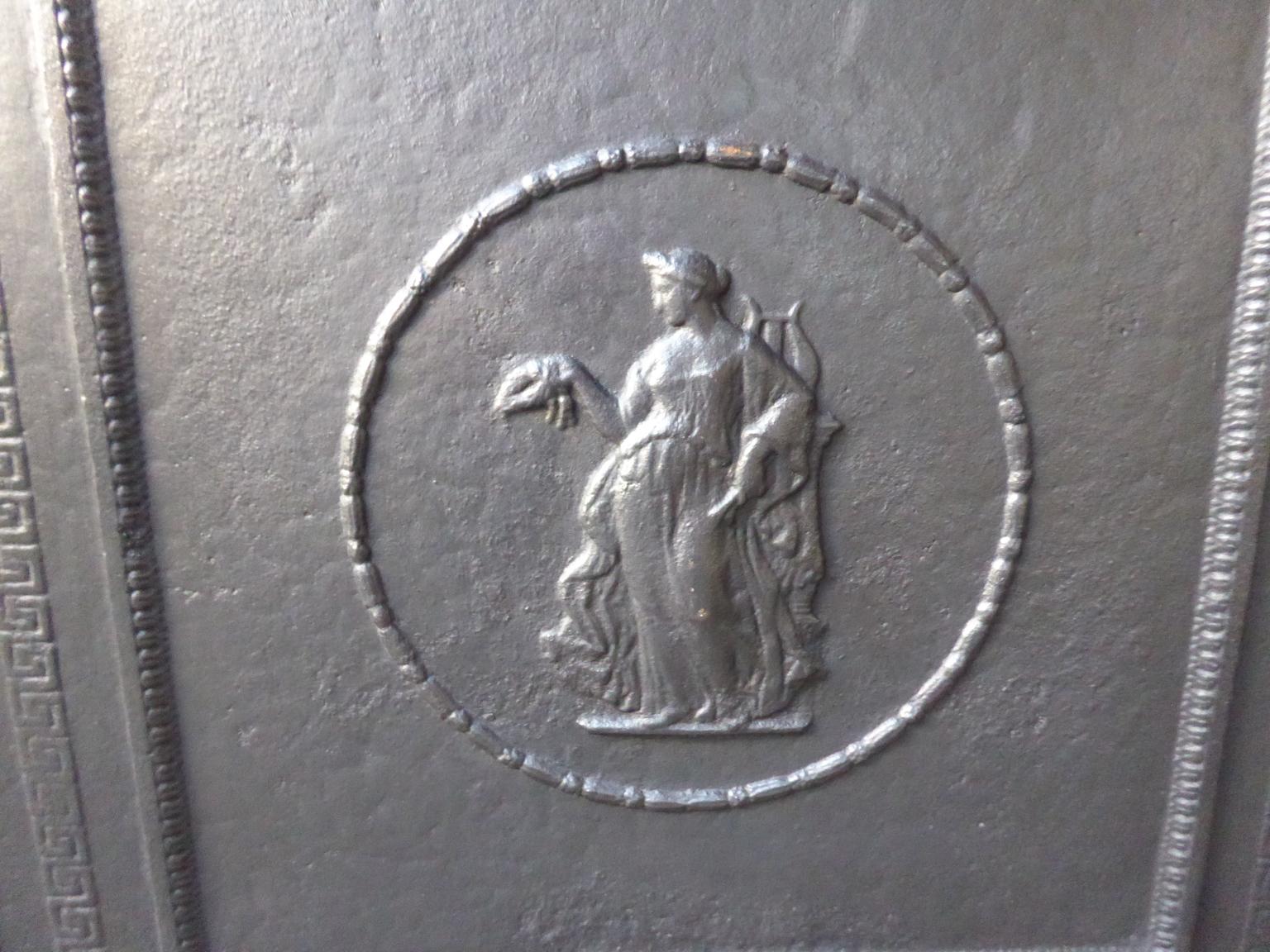 Antique French Neoclassical 'Lady' Fireback, 18th-19th Century In Good Condition In Amerongen, NL