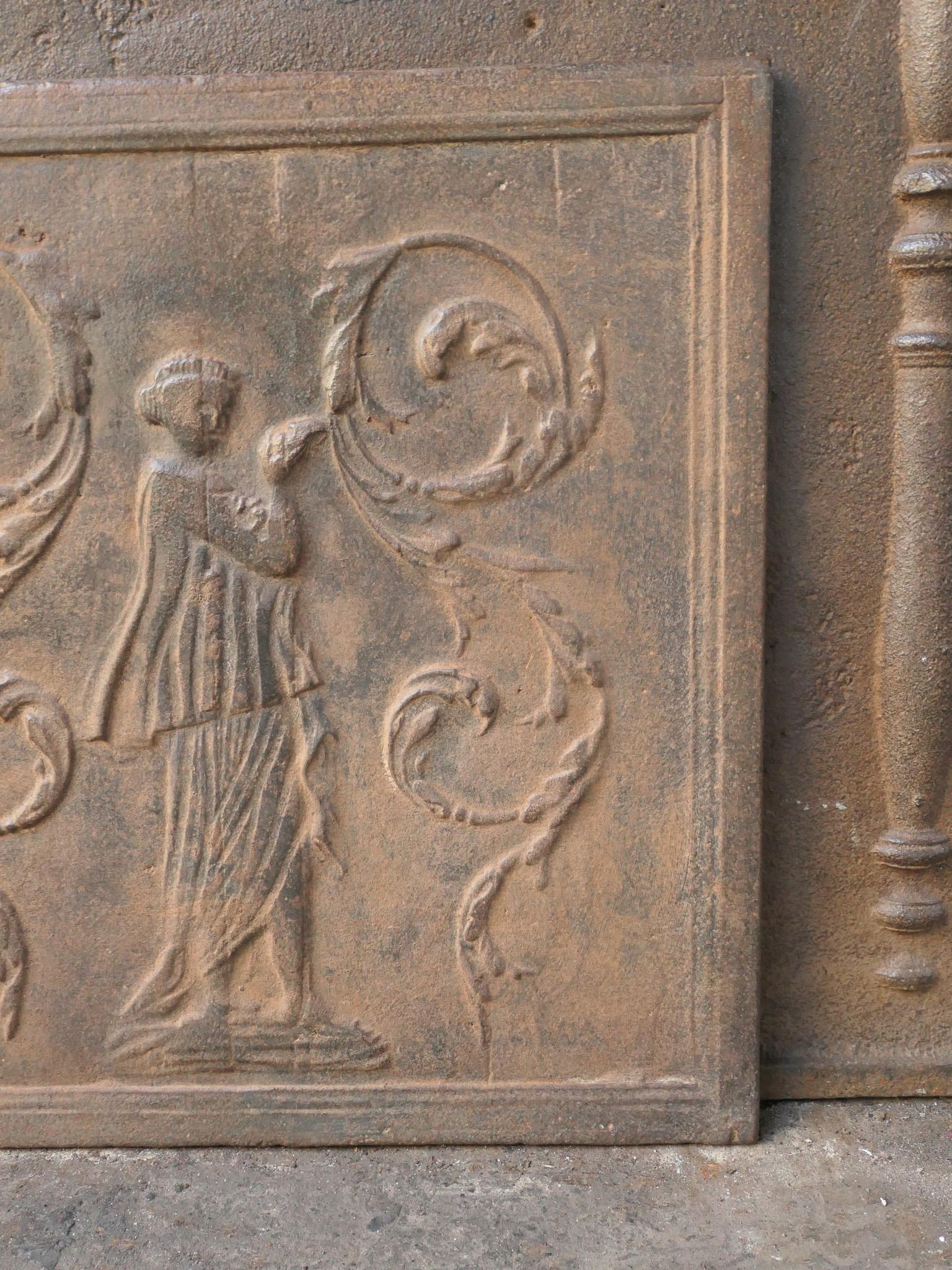 Antique French Neoclassical 'Lady' Fireback / Backsplash, 18° secolo in vendita 3