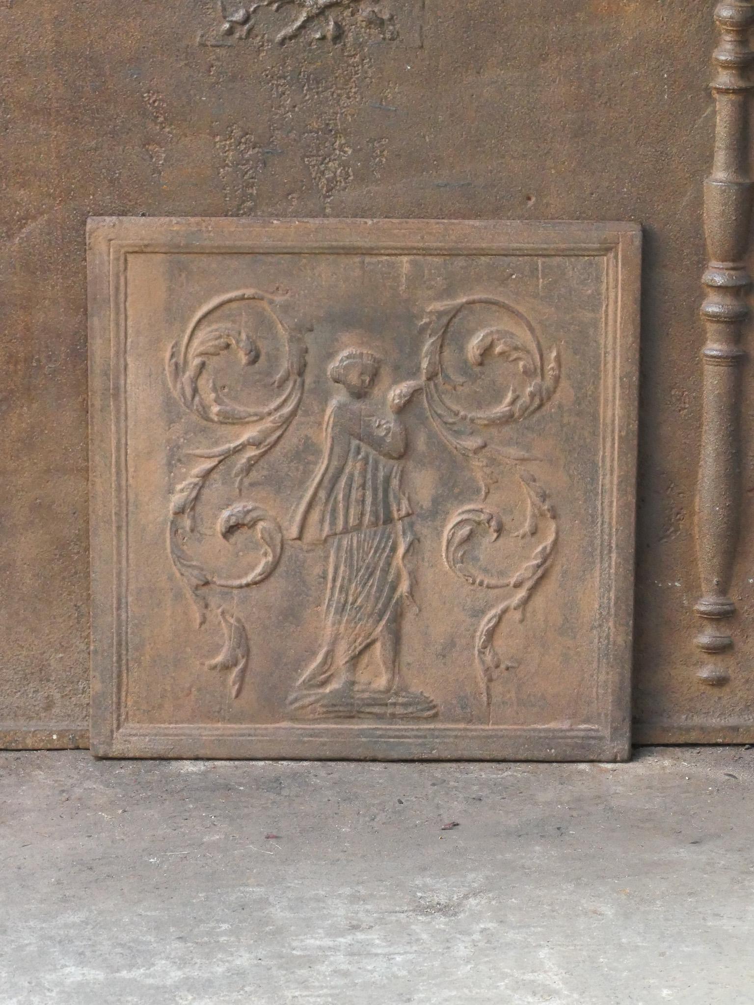 Neoclassico Antique French Neoclassical 'Lady' Fireback / Backsplash, 18° secolo in vendita