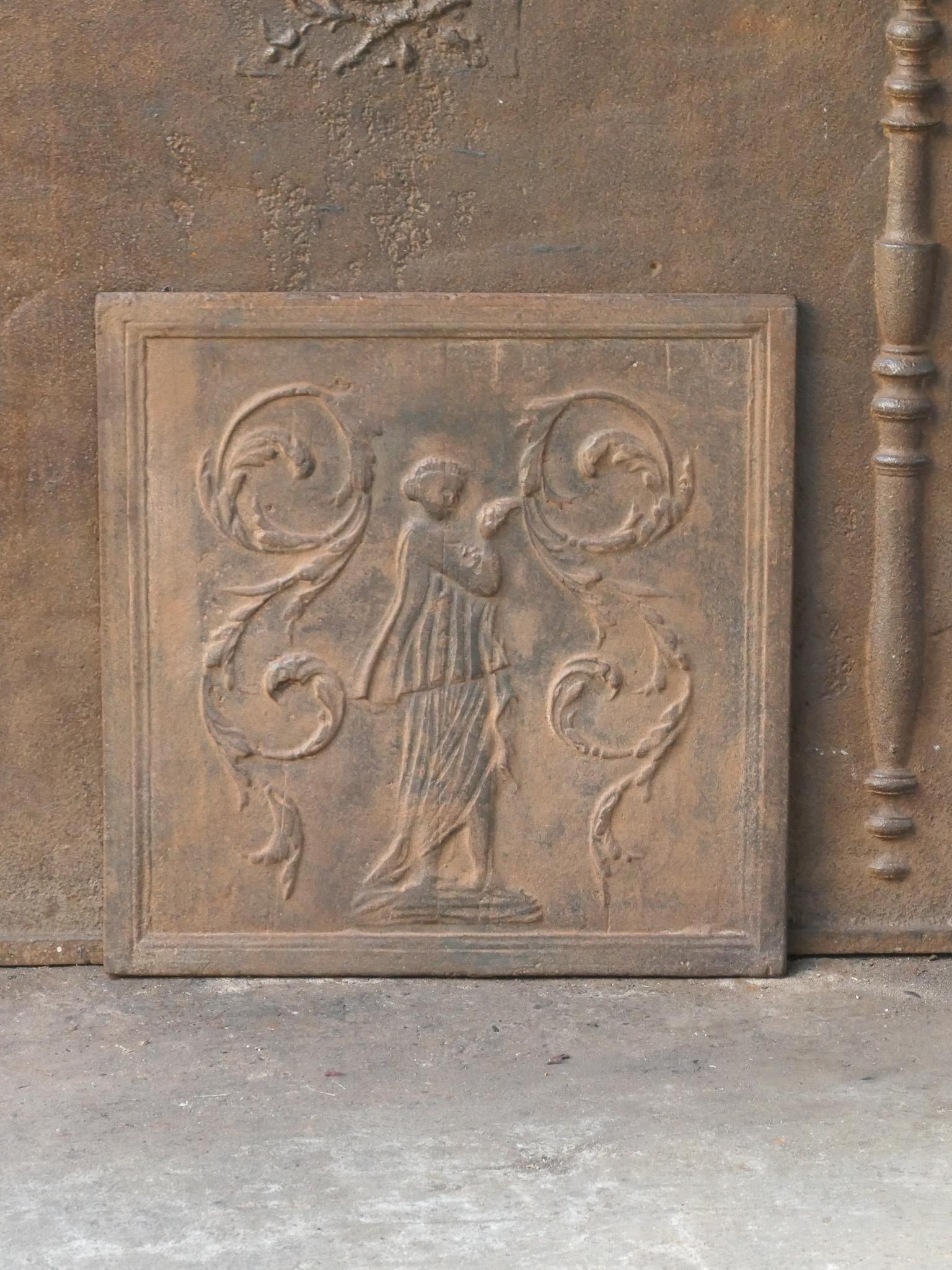 Francese Antique French Neoclassical 'Lady' Fireback / Backsplash, 18° secolo in vendita