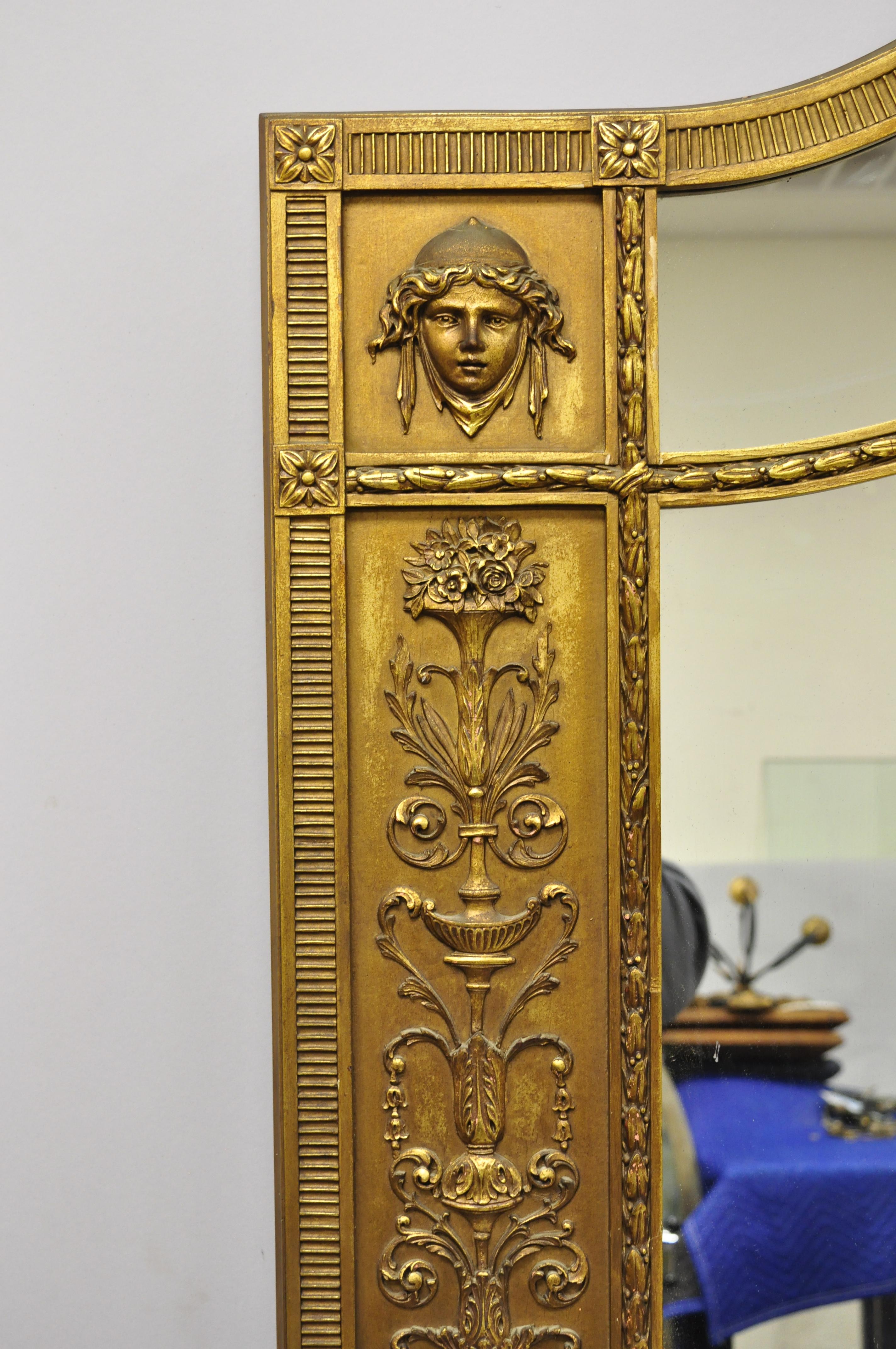 Néoclassique Grand miroir de sol Trumeau néoclassique français ancien en gesso figuratif doré