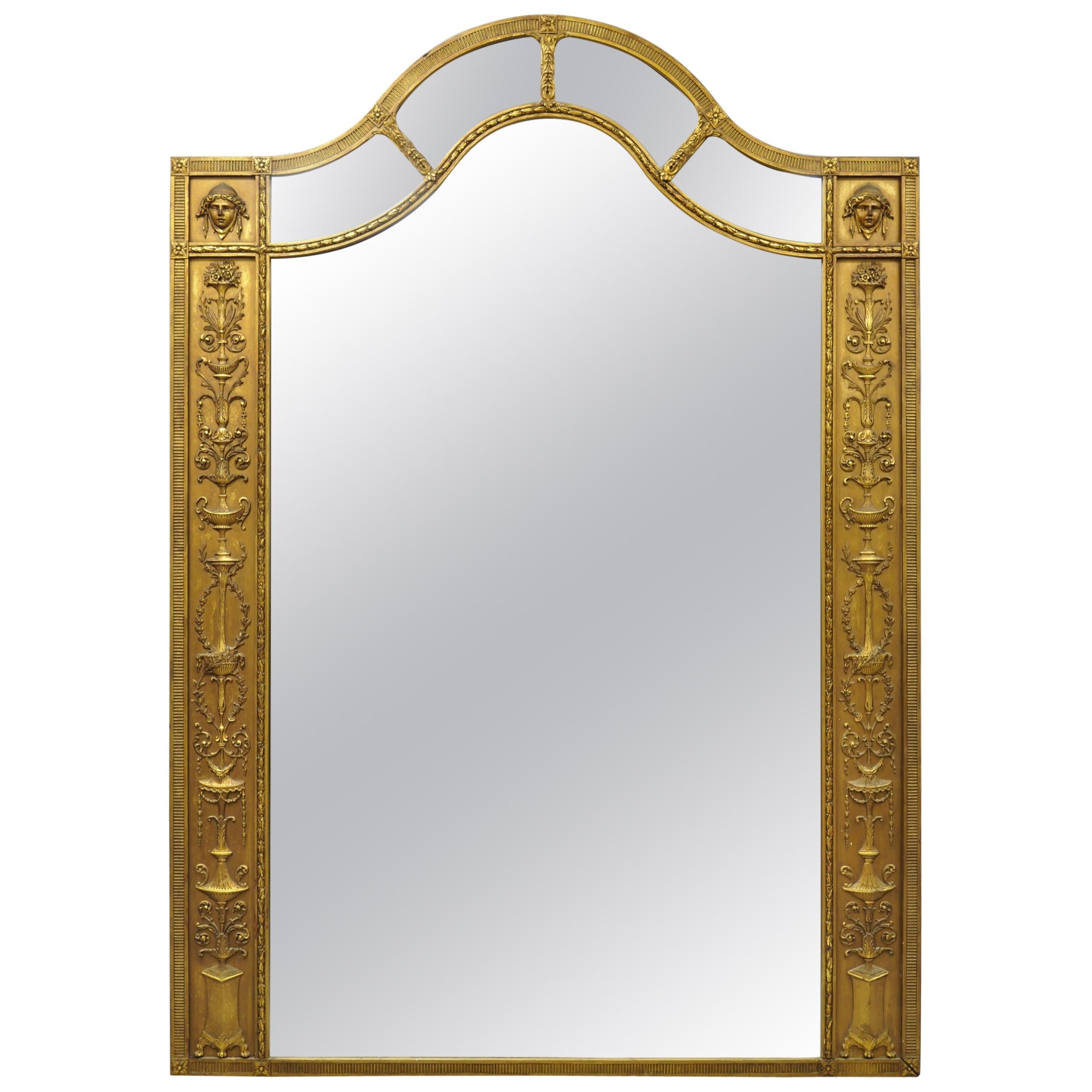 Grand miroir de sol Trumeau néoclassique français ancien en gesso figuratif doré en vente