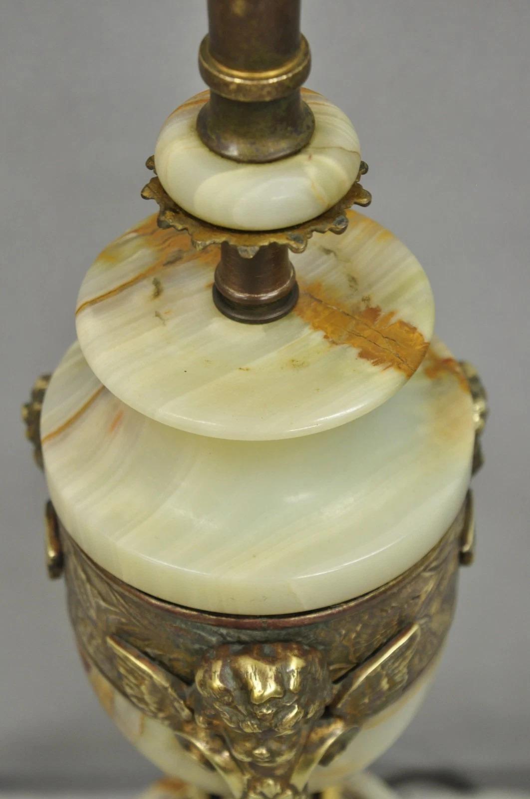 Antique French Neoclassical Louis XV Onyx Urn Figural Bronze Cherub Table Lamp For Sale 9