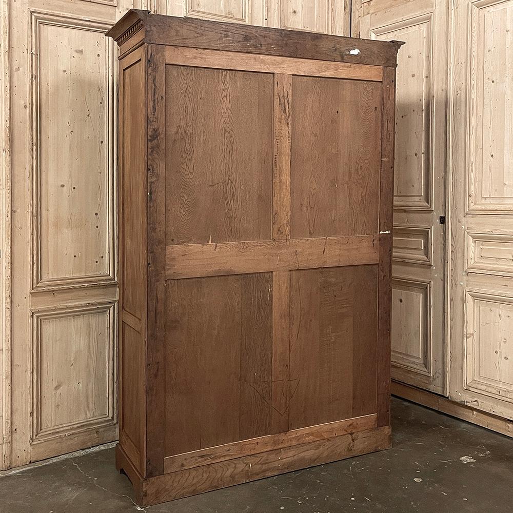Antique French Neoclassical Louis XVI Oak Bookcase For Sale 12
