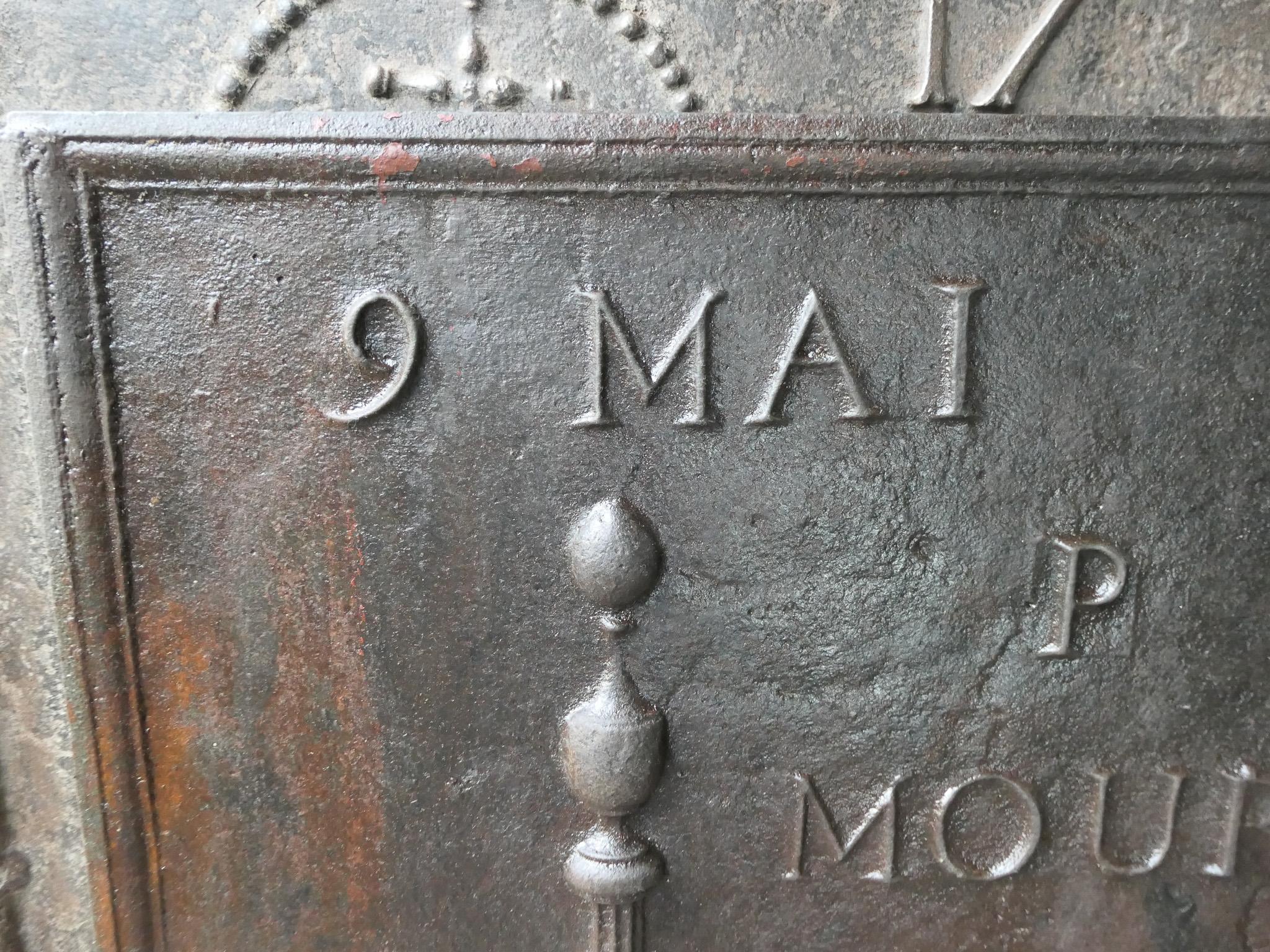Antique French Neoclassical 'Marriage' Fireback / Backsplash, XIX secolo In condizioni buone in vendita a Soest, NL