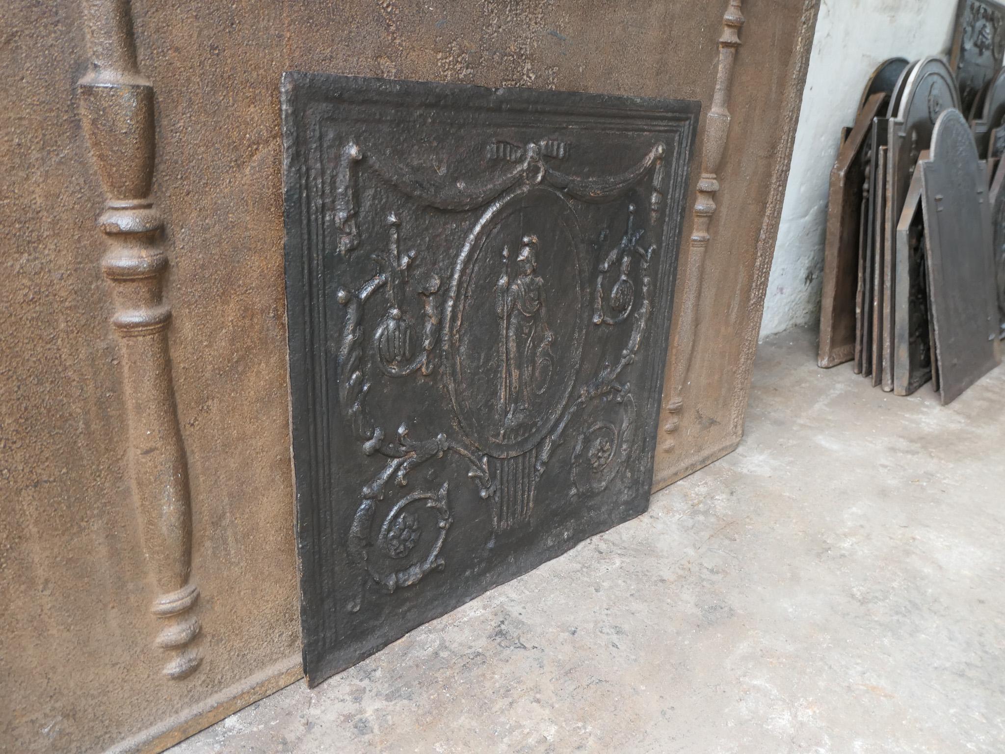 Antique French Neoclassical 'Minerva' Fireback / Backsplash, XVIII-XIX secolo in vendita 4