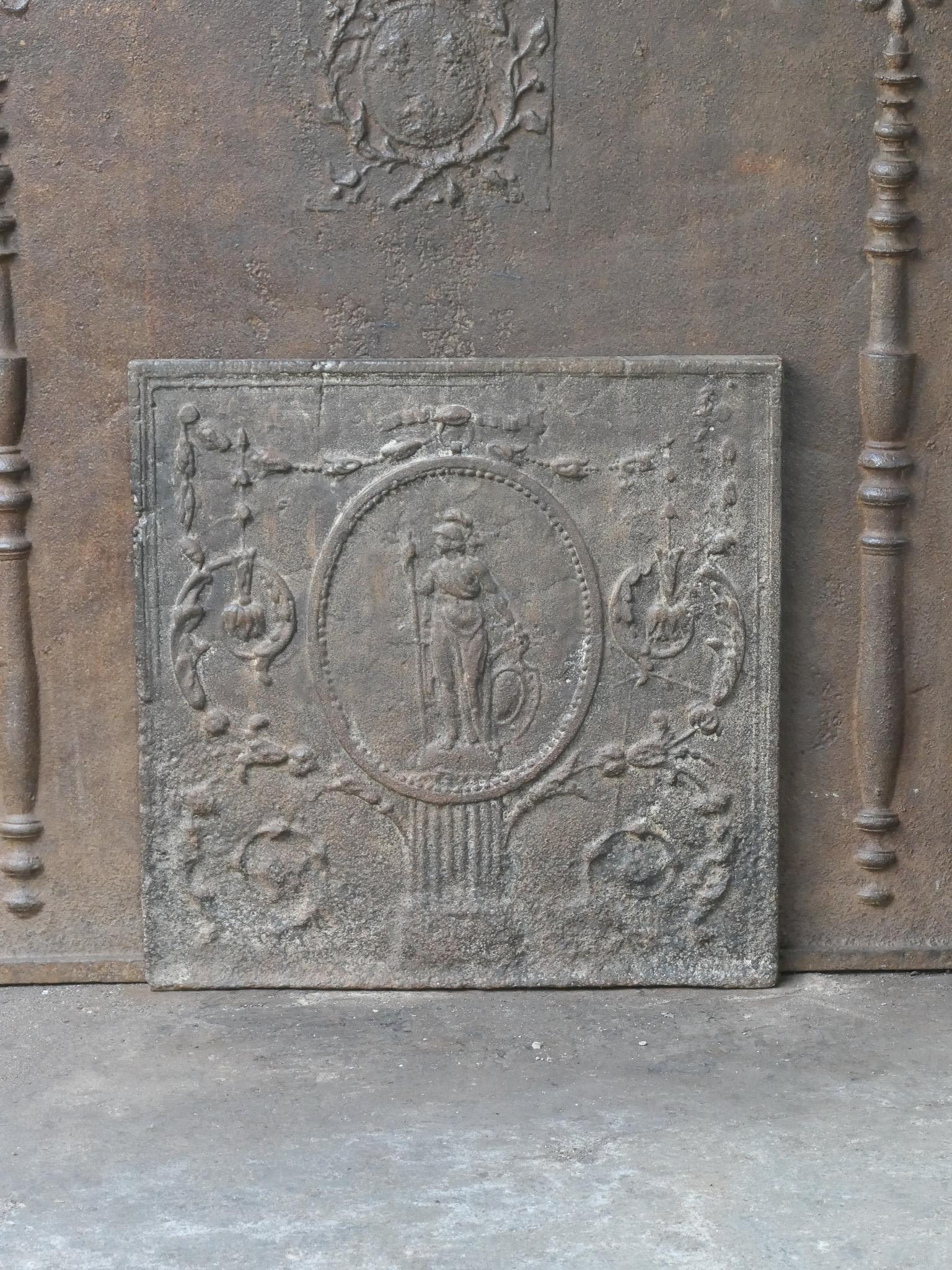 Antique French Neoclassical 'Minerva' Fireback / Backsplash, Siglo XVIII-XIX Neoclásico en venta