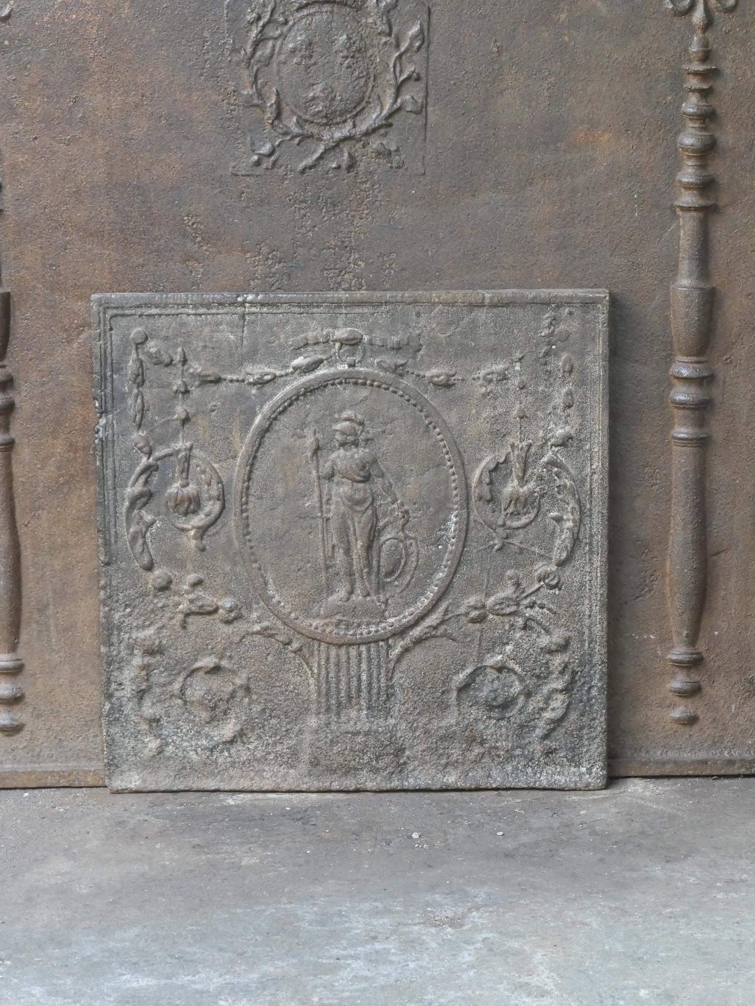 Antique French Neoclassical 'Minerva' Fireback / Backsplash, Siglo XVIII-XIX Francés en venta