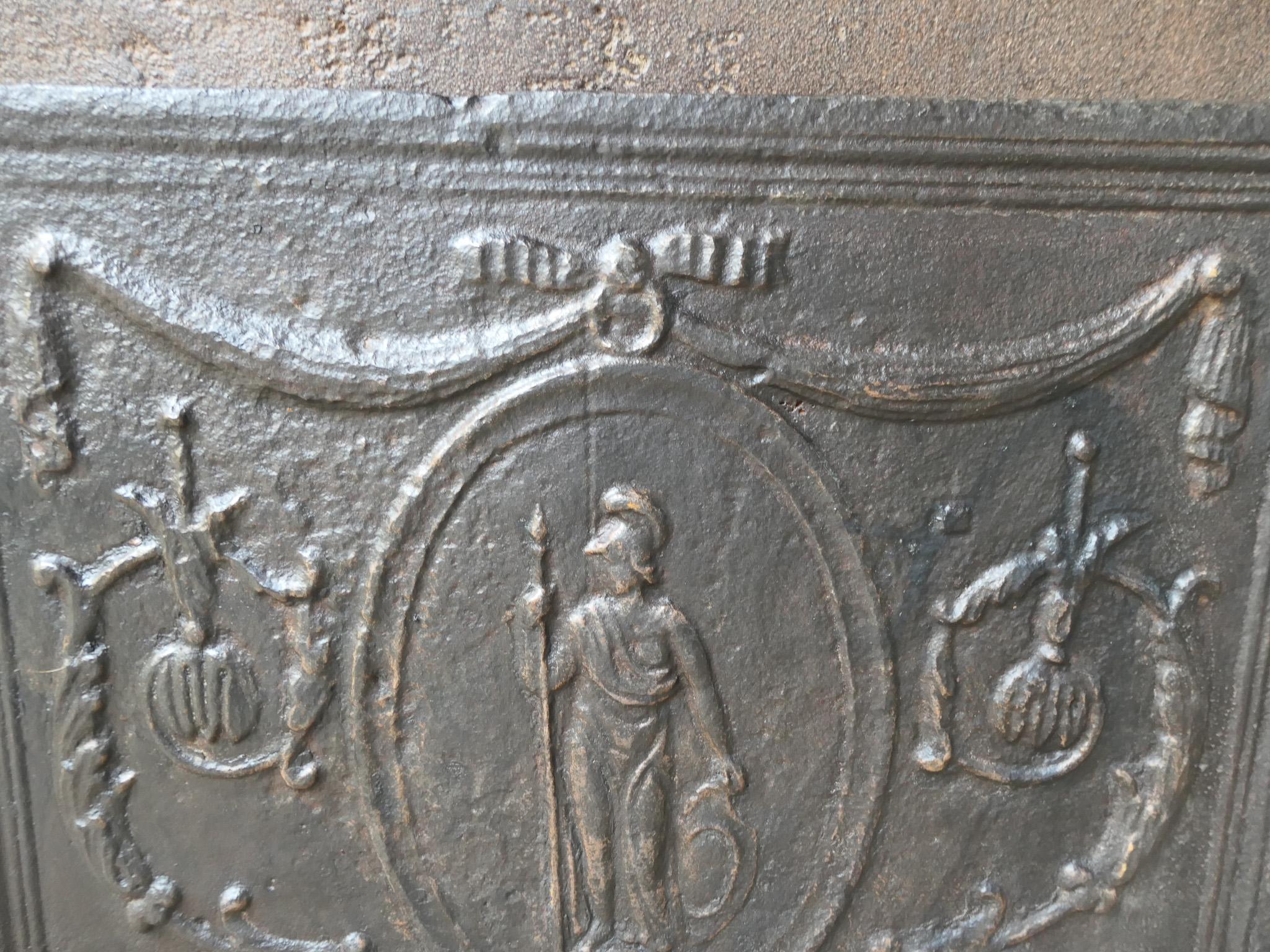 Ferro Antique French Neoclassical 'Minerva' Fireback / Backsplash, XVIII-XIX secolo in vendita