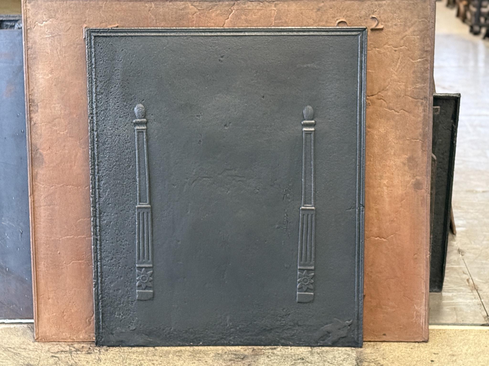 Francese Antique French Neoclassico 'Pilastri della Libertà' Fireback / Backsplash in vendita