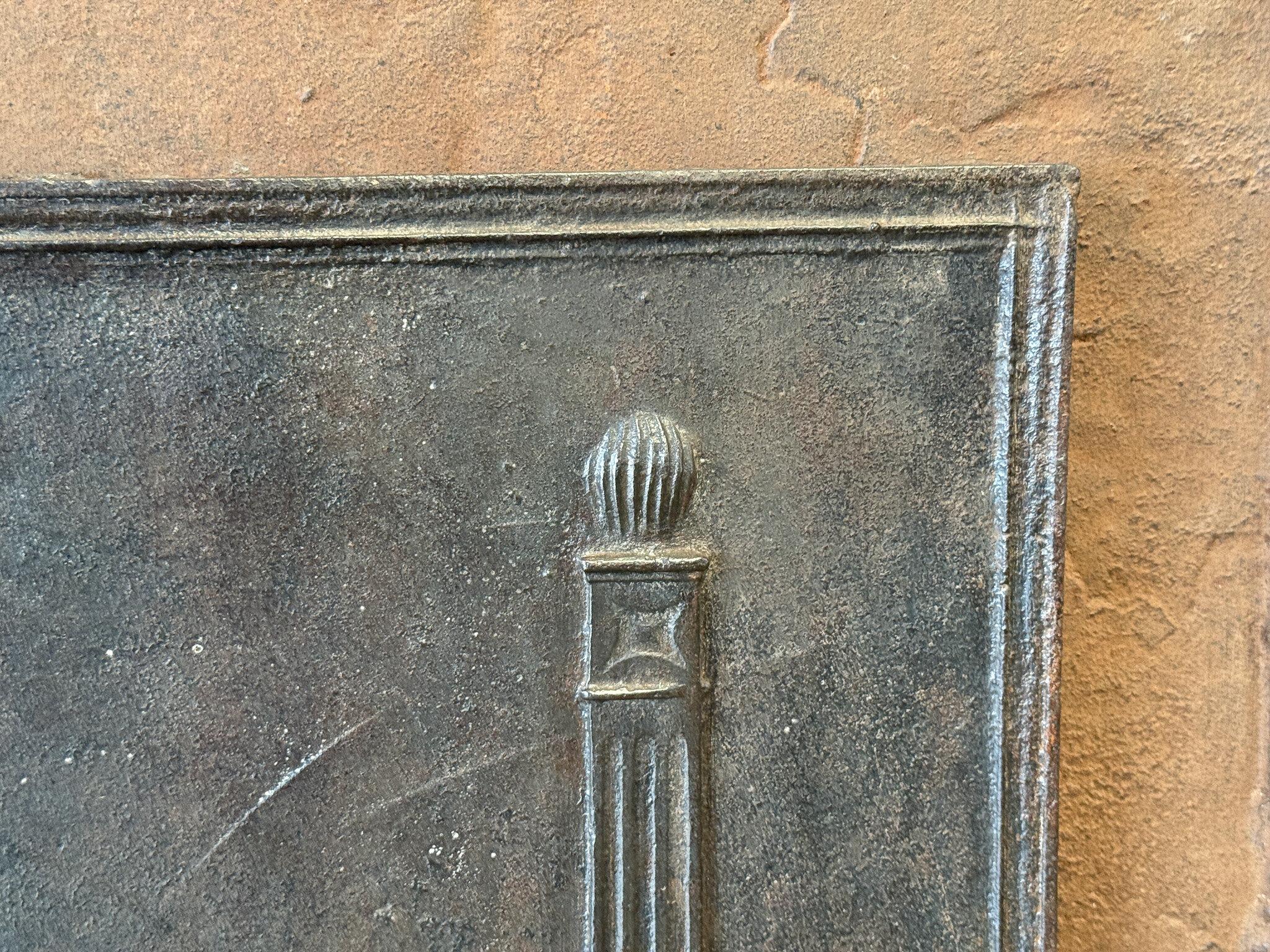Calco Antique French Neoclassico 'Pilastri della Libertà' Fireback / Backsplash in vendita