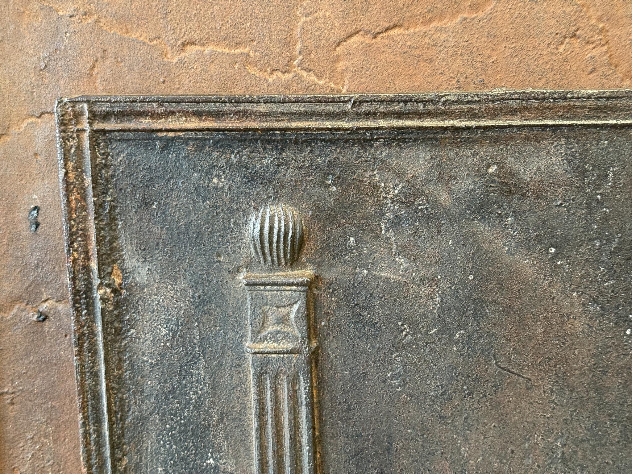 Antique French Neoclassico 'Pilastri della Libertà' Fireback / Backsplash in vendita 1