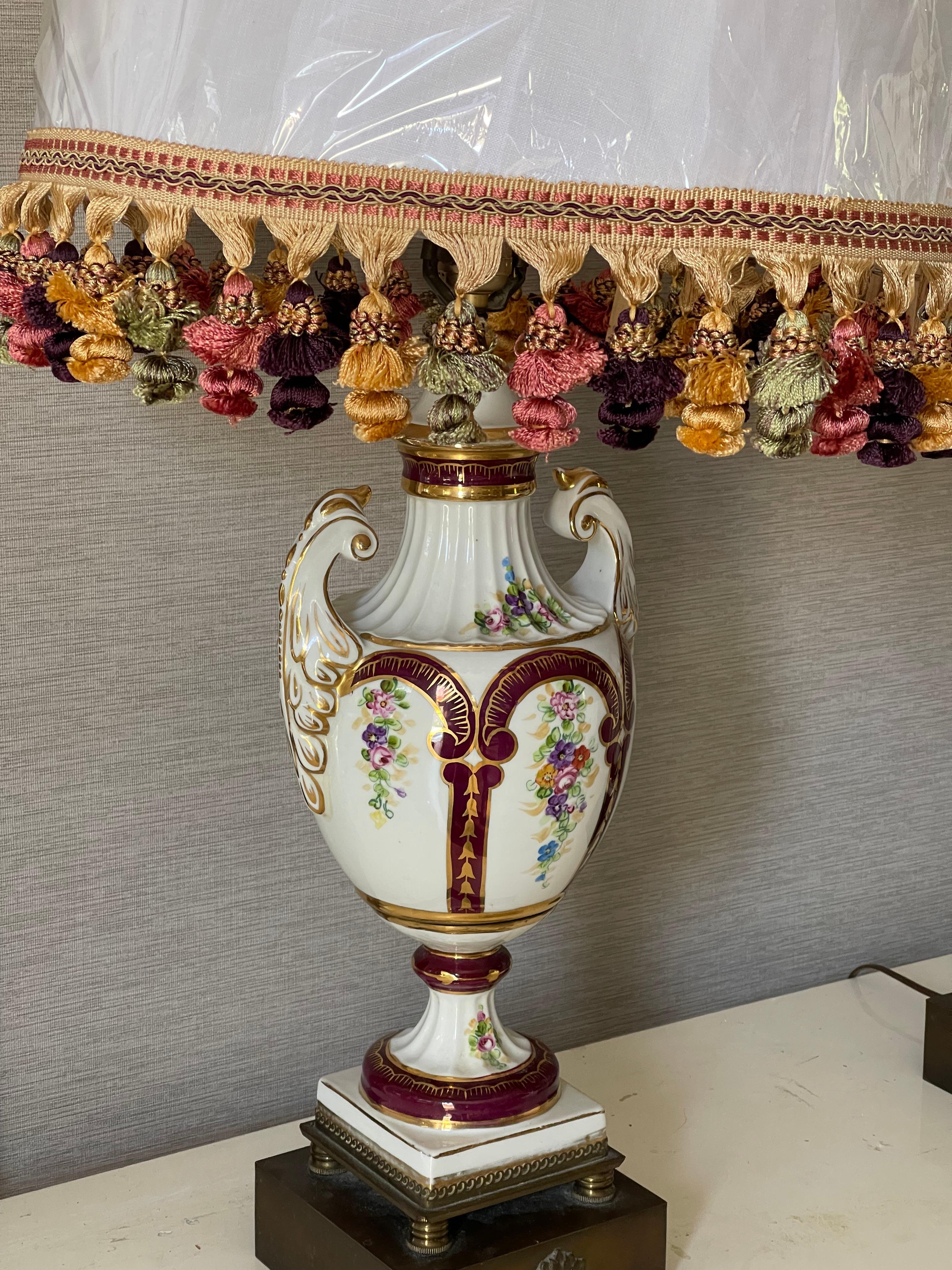 Antique French Neoclassical Porcelain  Lamps For Sale 7