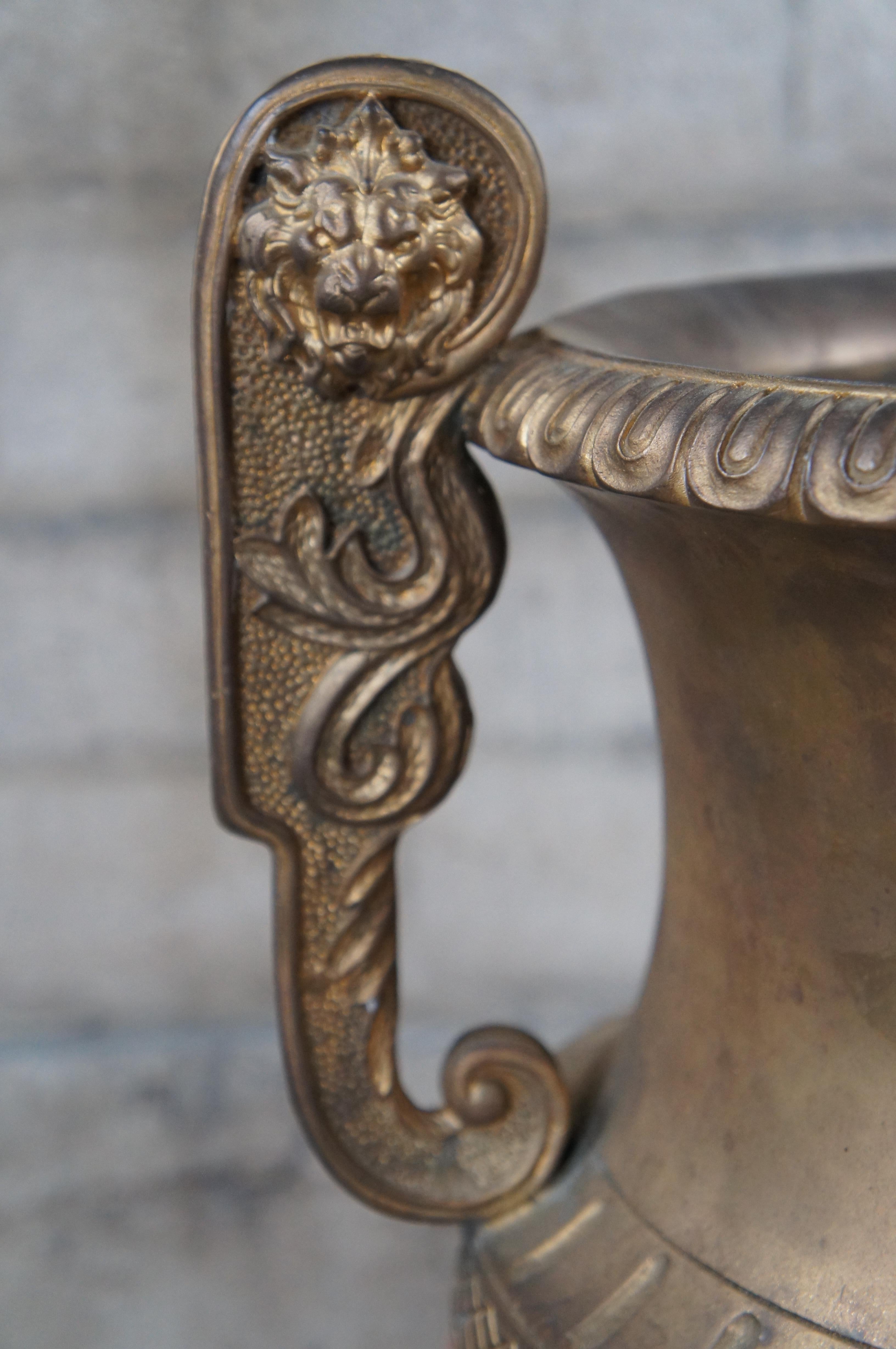 Antike französische neoklassizistische Urne Cassolette 31