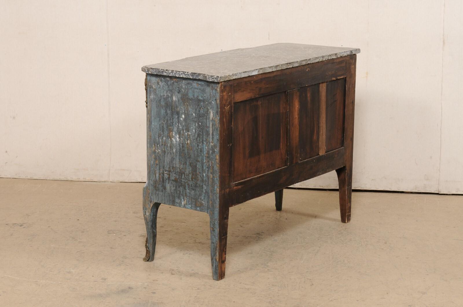 Antique French Neoclassical Style Commode w/Black Marble Top & Scraped Finish For Sale 7