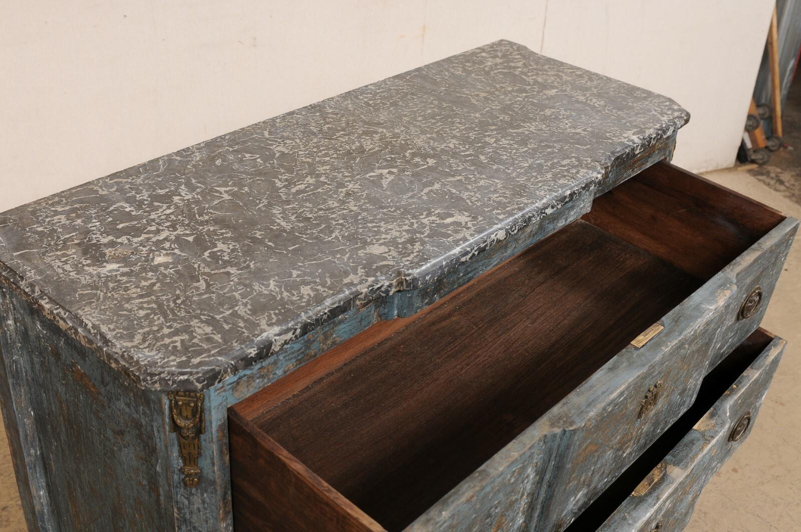 Antique French Neoclassical Style Commode w/Black Marble Top & Scraped Finish In Good Condition For Sale In Atlanta, GA