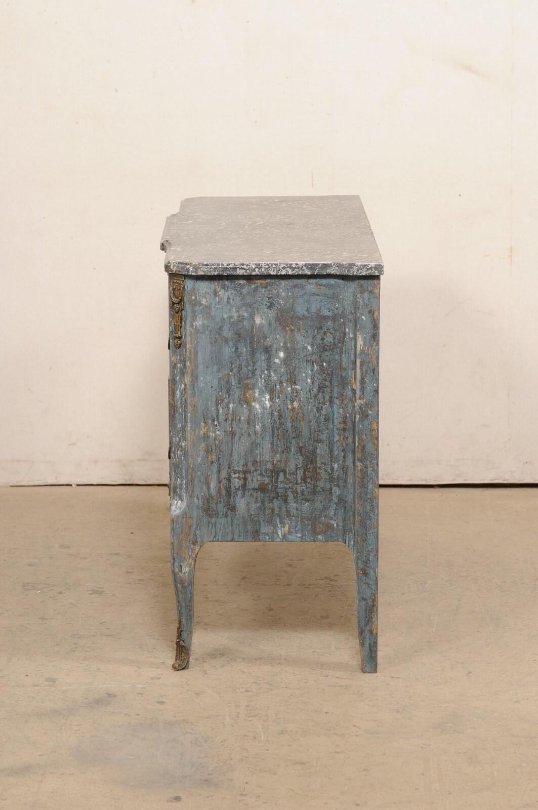 Antique French Neoclassical Style Commode w/Black Marble Top & Scraped Finish For Sale 5