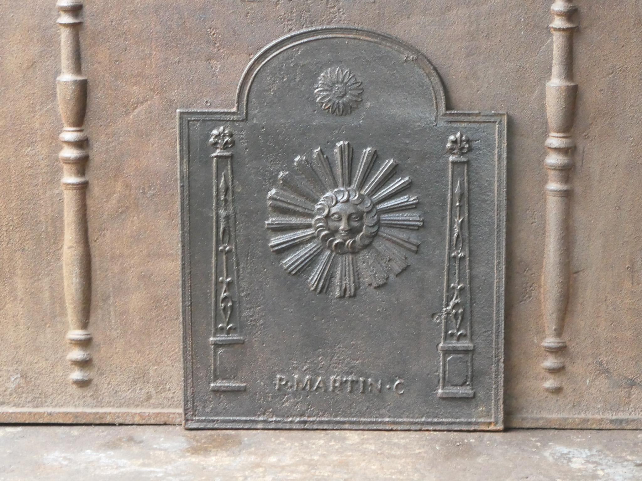 Antique French Neoclassical 'The Sun' Fireback / Backsplash, 18th - 19th C. In Good Condition For Sale In Amerongen, NL