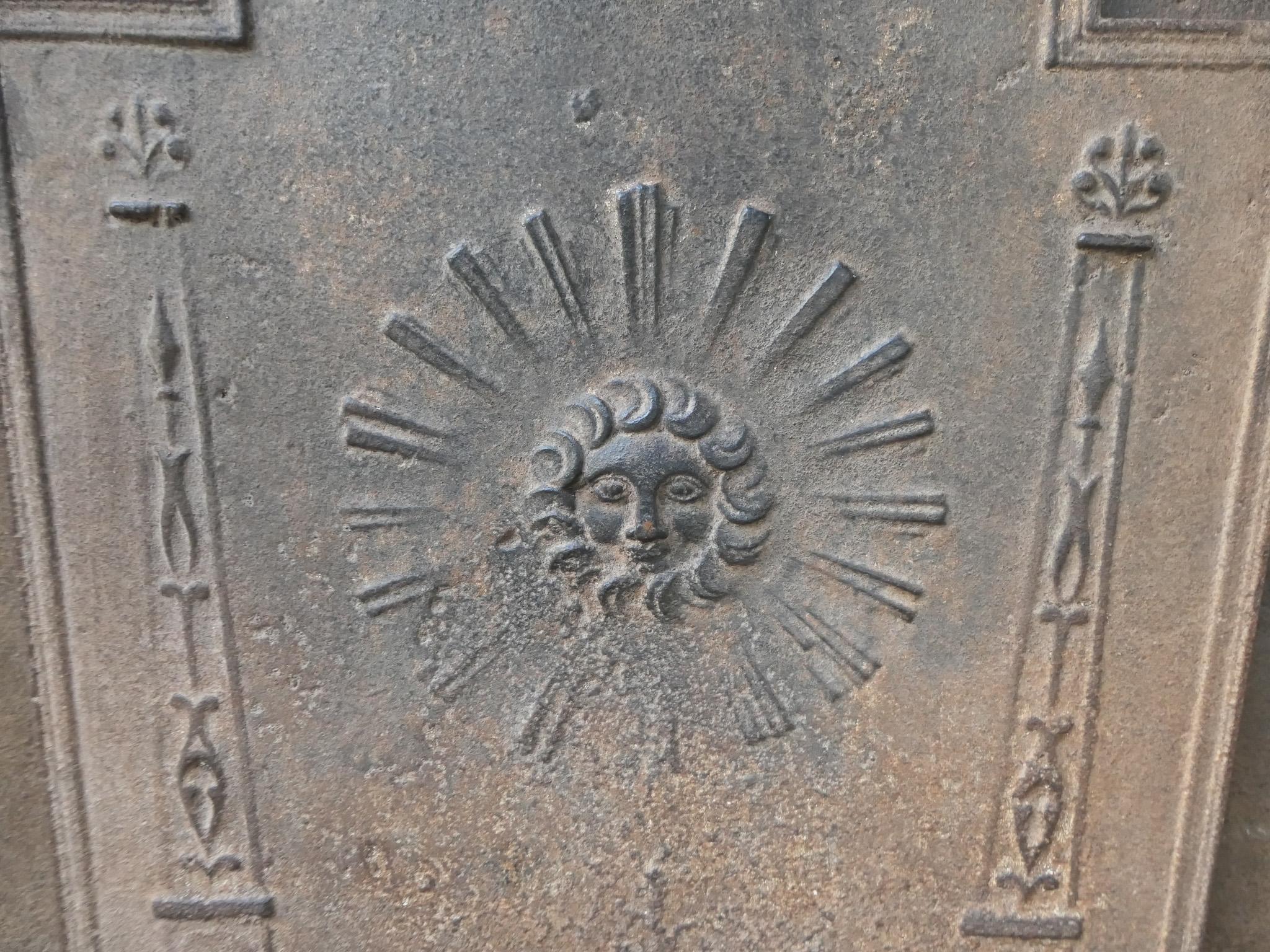 Antiker französischer neoklassizistischer Kaminschirm „Die Sonne“ im neoklassischen Stil, 18. - 19. Jahrhundert im Angebot 2