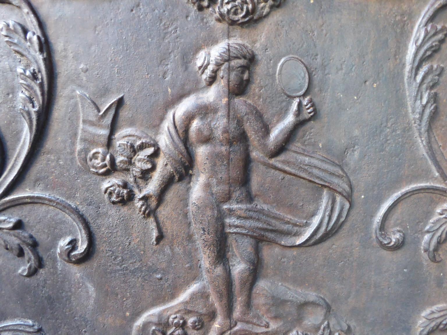 Antike französische neoklassizistische „Venus“-Feuerrückenlehne, 19. Jahrhundert im Zustand „Gut“ im Angebot in Amerongen, NL