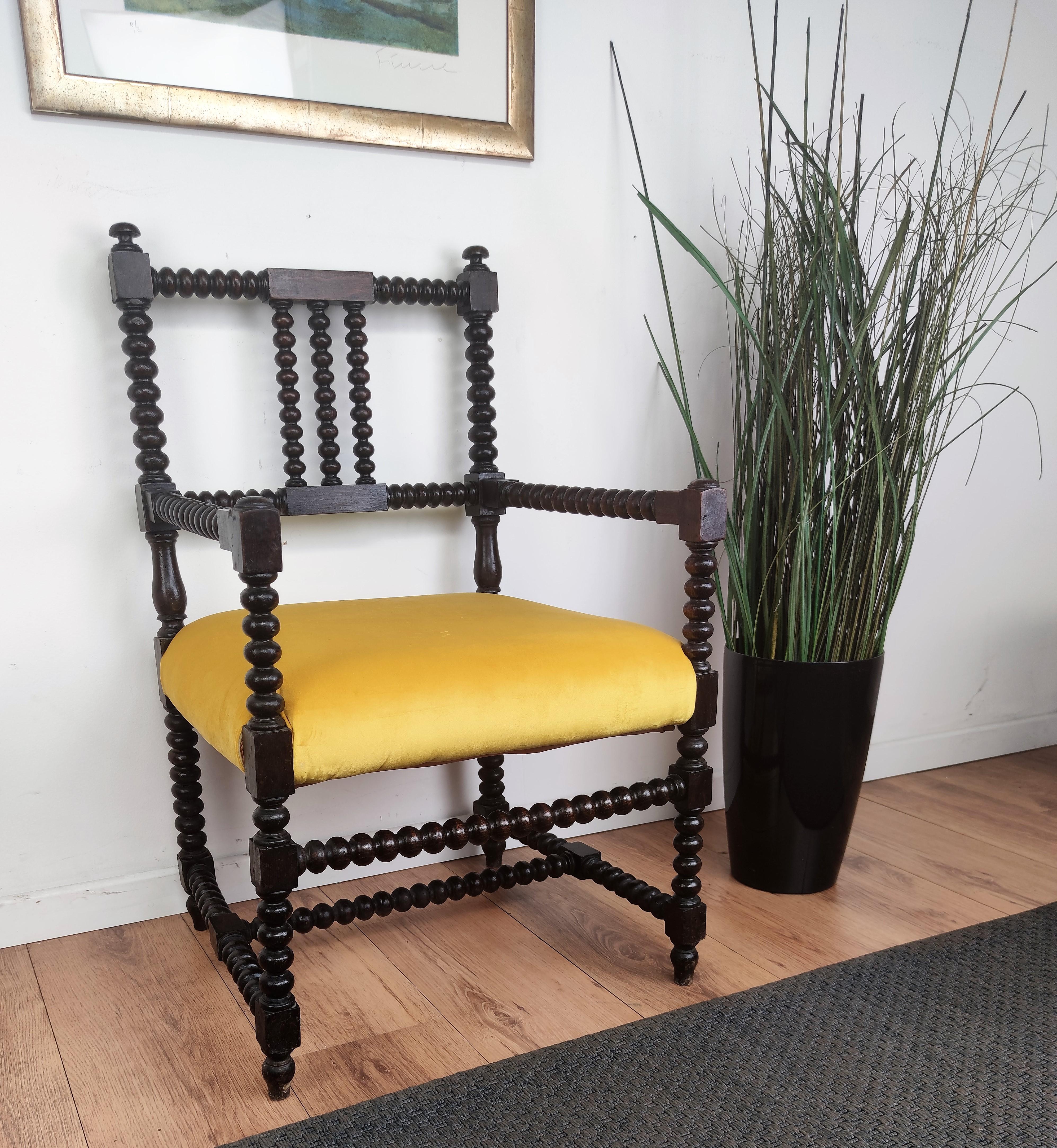 Beautiful and charming French armchair. Every section of the frame has beautifully turned solid wood elements creating the bobbin structure. The seat has been fully reconditioned and newly upholstered in a yellow fabric.

Finished on all sides,