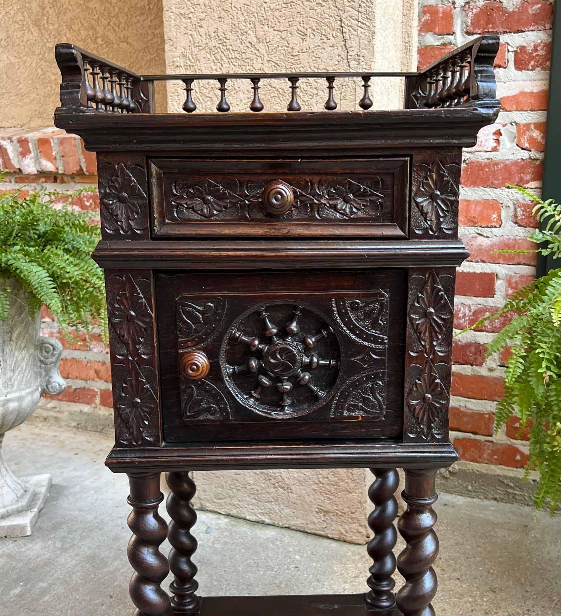 Antique French Nightstand Table Cabinet Brittany Breton Marble Barley Twist In Excellent Condition For Sale In Shreveport, LA