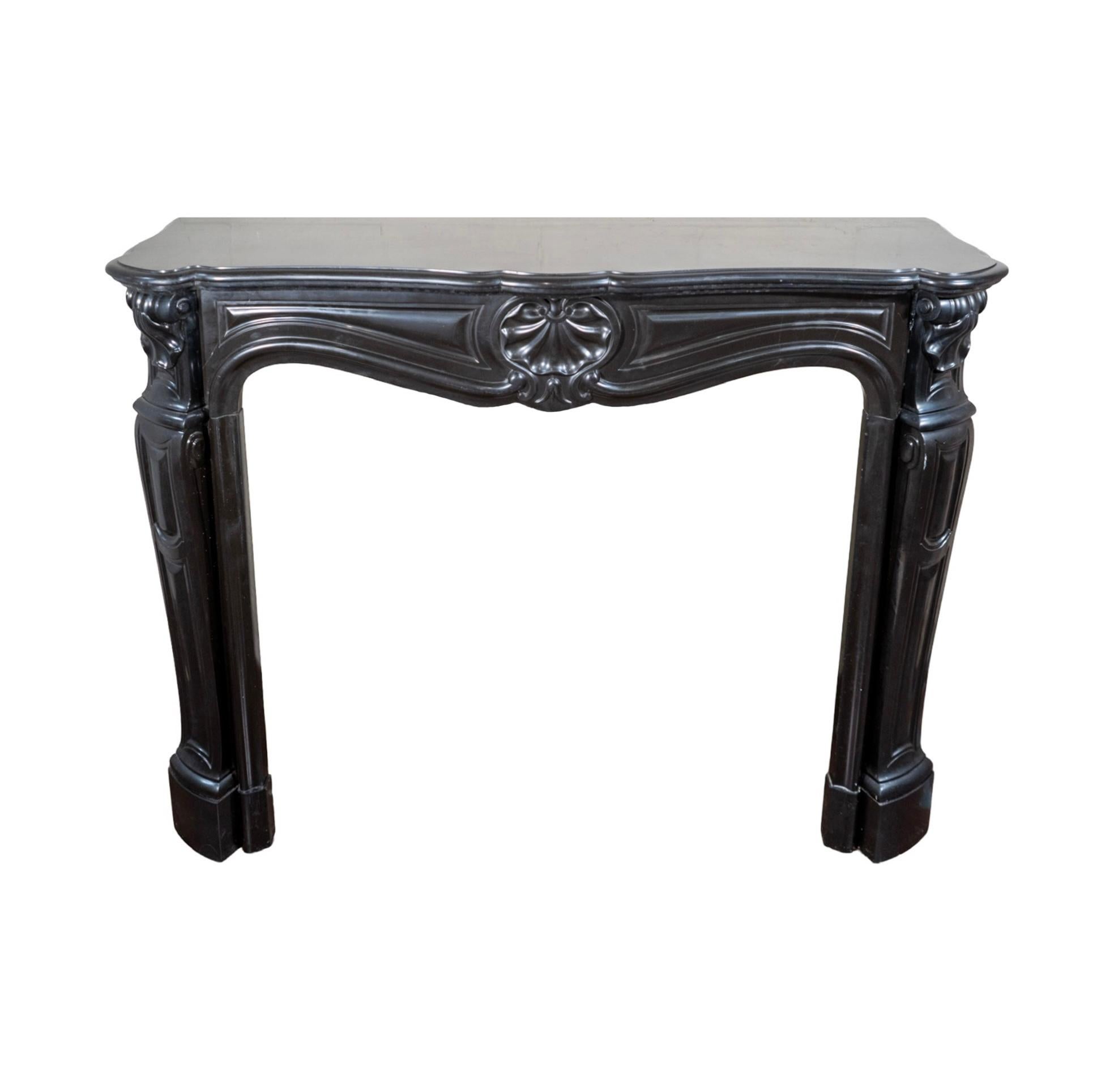 Antique French Noir de Mazy Marble Mantel In Good Condition For Sale In Dallas, TX