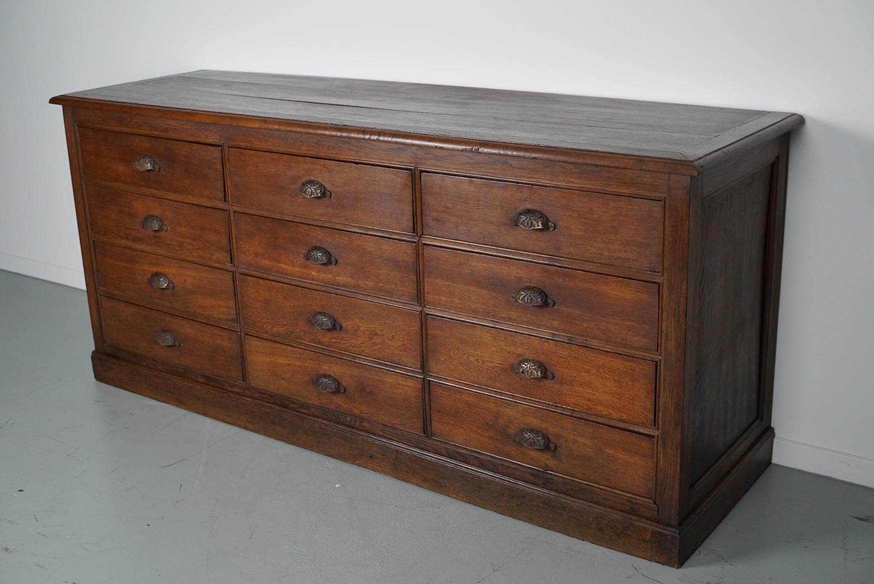 Antique French Oak Apothecary / Filing Cabinet, 19th Century In Good Condition For Sale In Nijmegen, NL