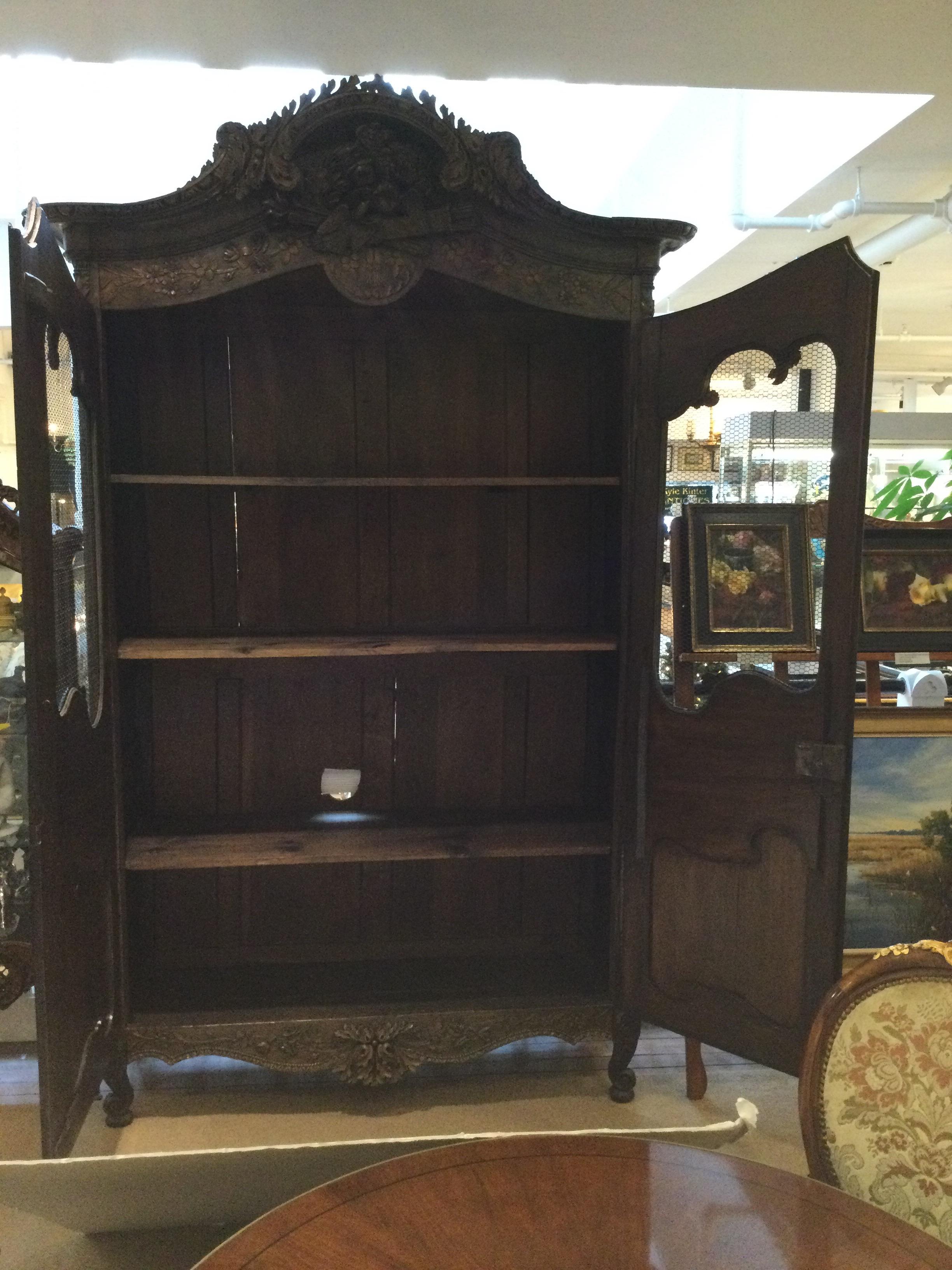 Antique French Oak Armoire, 18th Century For Sale 2