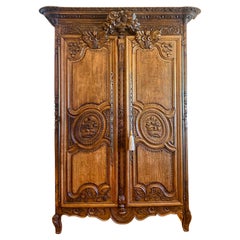 Armoire de mariée ancienne en chêne français