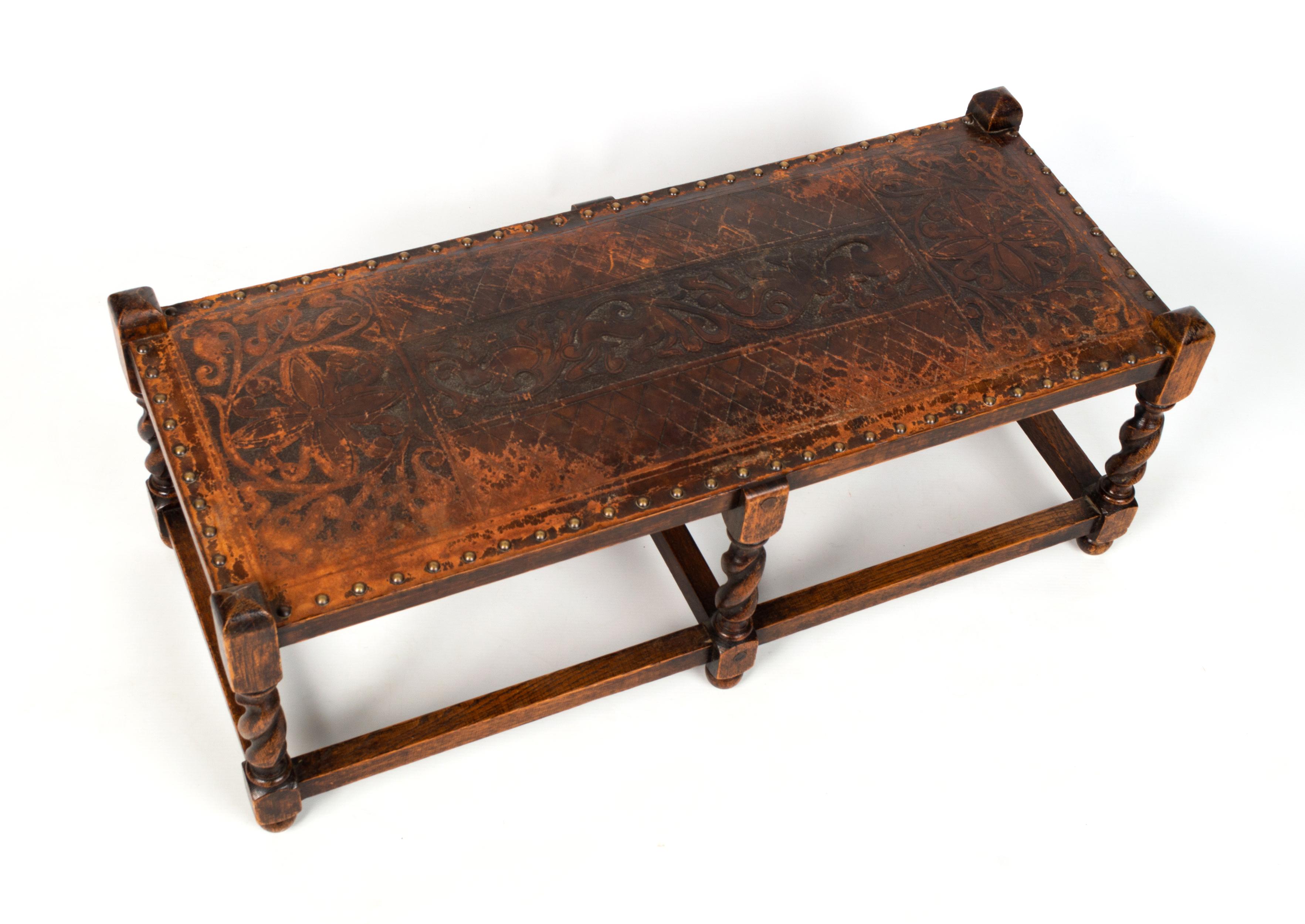 Antique French Oak Barley Twist Bench Stool Ottoman Seat Embossed Leather C.1900 For Sale 3