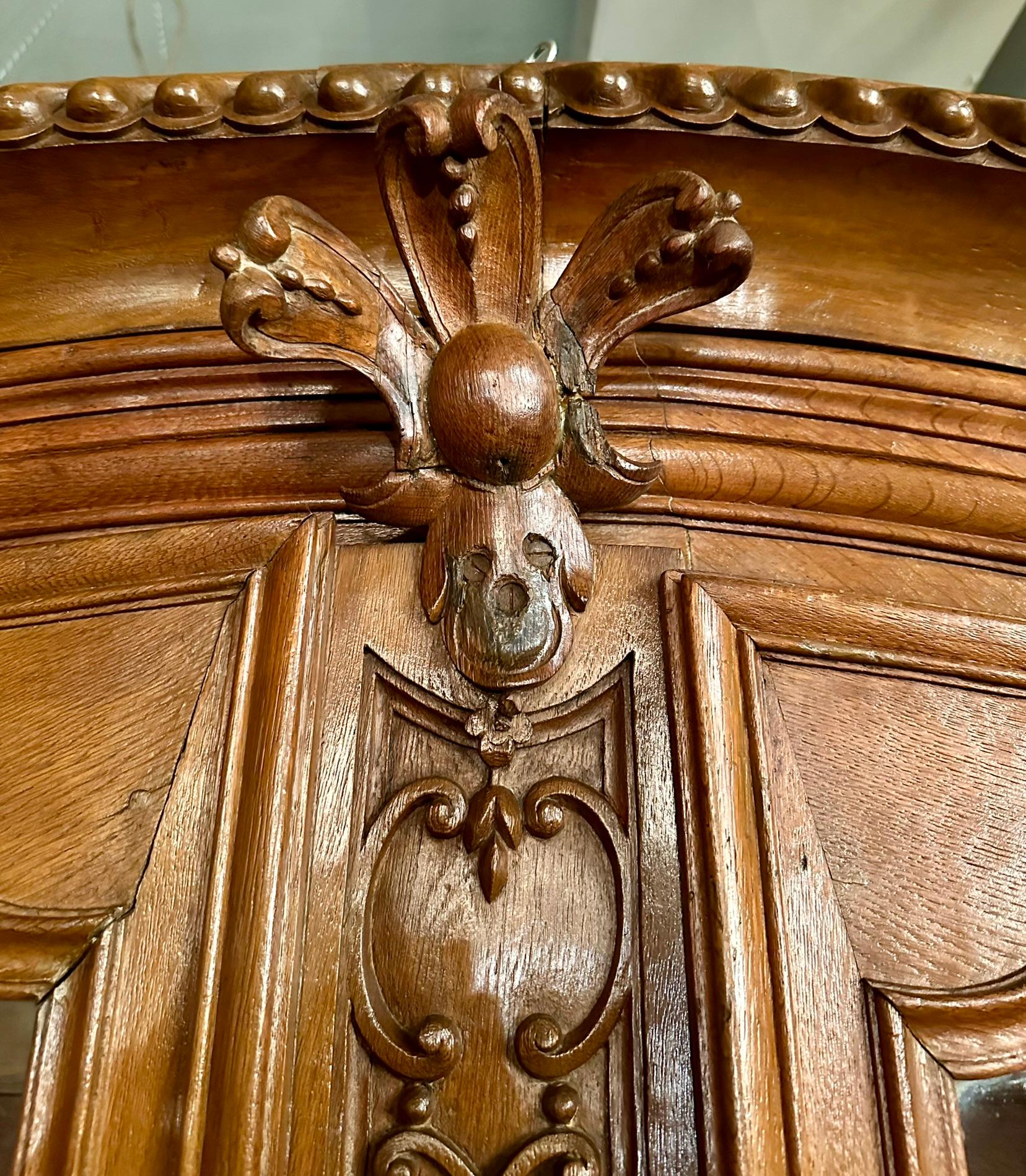 19th Century Antique French Oak Bibliothèque or Bookcase, Circa 1840.