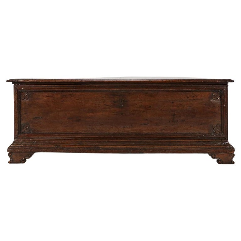 Antique French Oak Chest Linen Trunk 1800 For Sale at 1stDibs