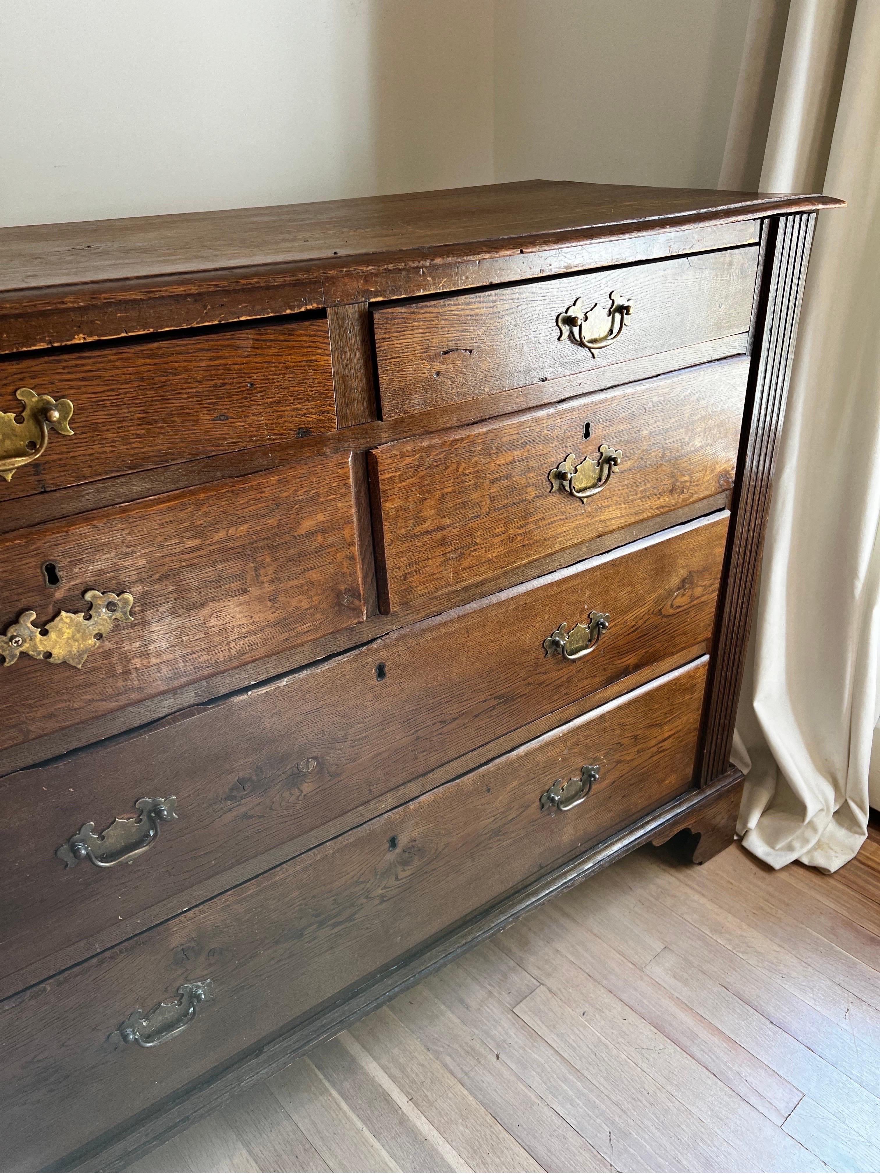 Antique French Oak Commode Chest of Drawers  - George III / Chippendale Style For Sale 1